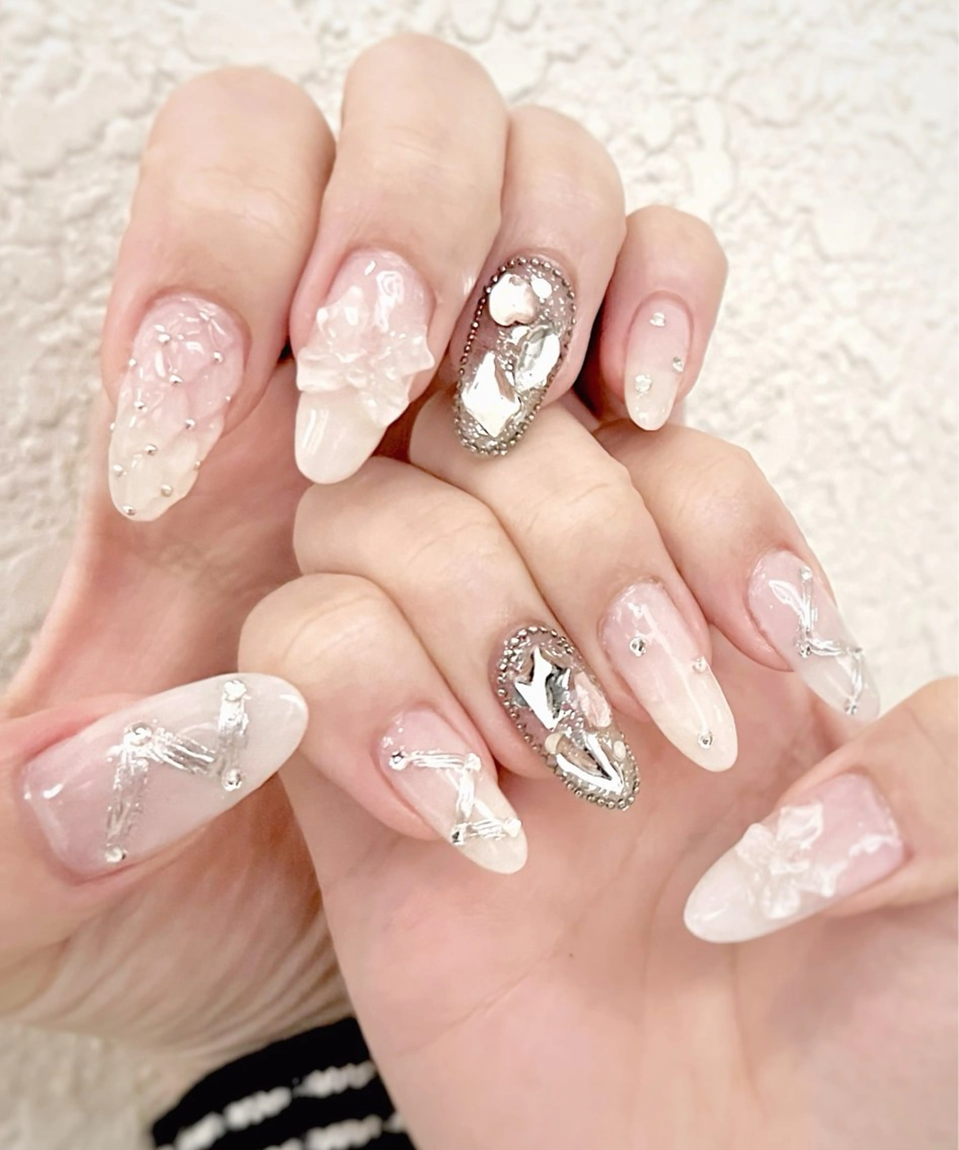 ネイル 持ち込み ハンドネイル ネイルサロン OPUS所属・watanabe chihiroのネイルデザイン