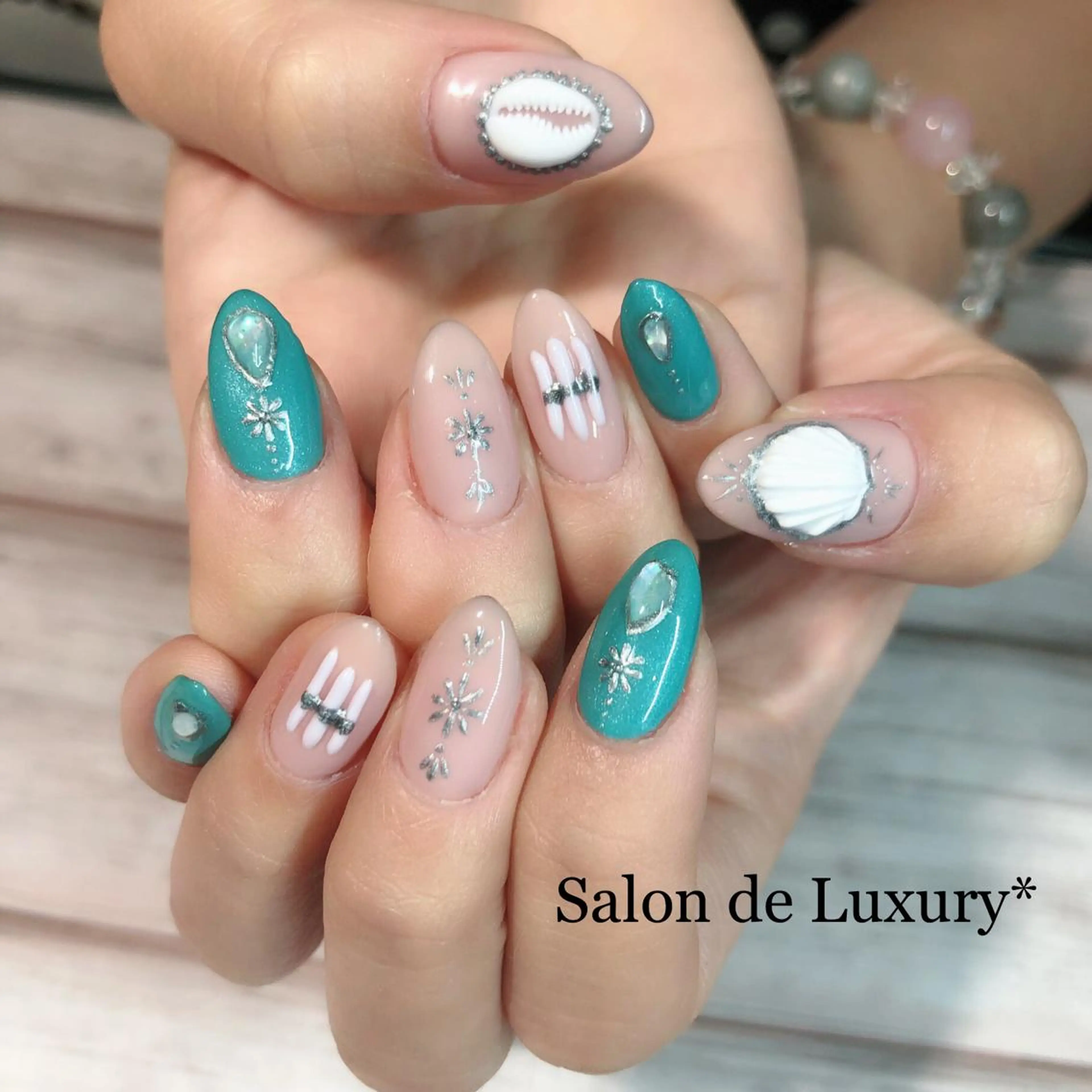 ネイル 木村 瑞希のネイルデザイン