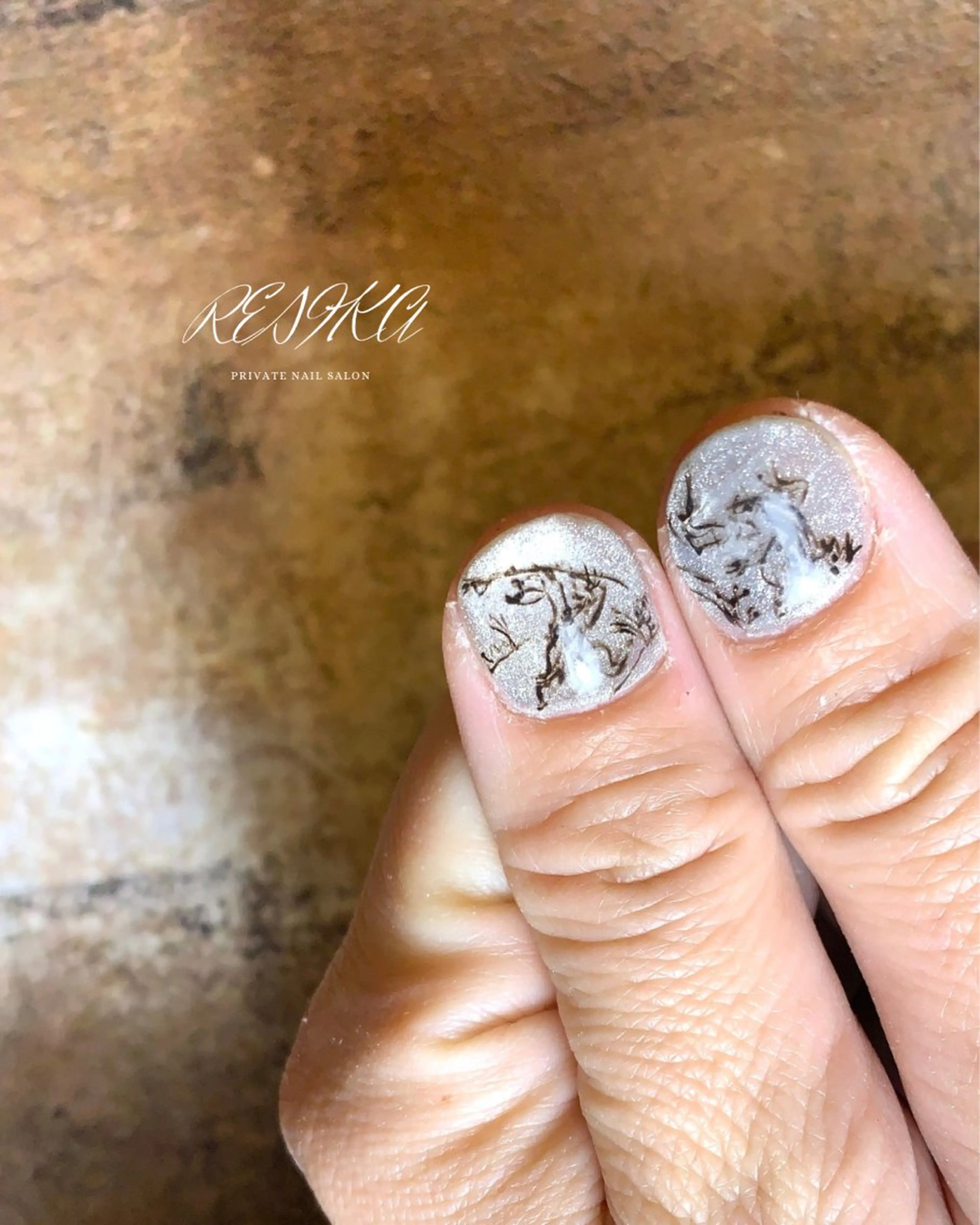 ネイル キラキラネイル シルバー m mのネイルデザイン