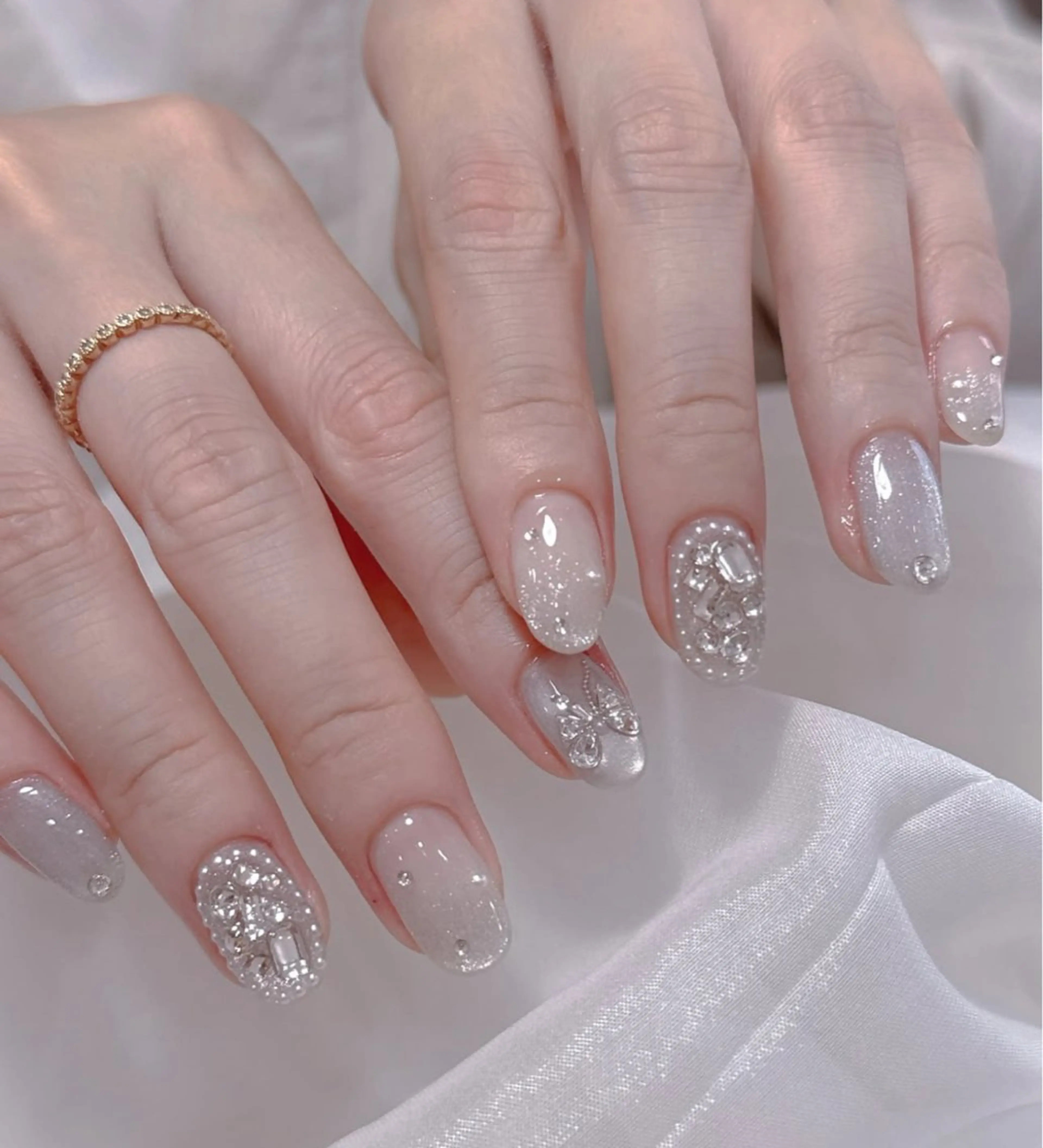 ネイル アートネイル フラワーネイル フレンチネイル ジェルネイル グラデーション ハンドネイル Ryunail所属・Ryu Nail NekoChanのネイルデザイン