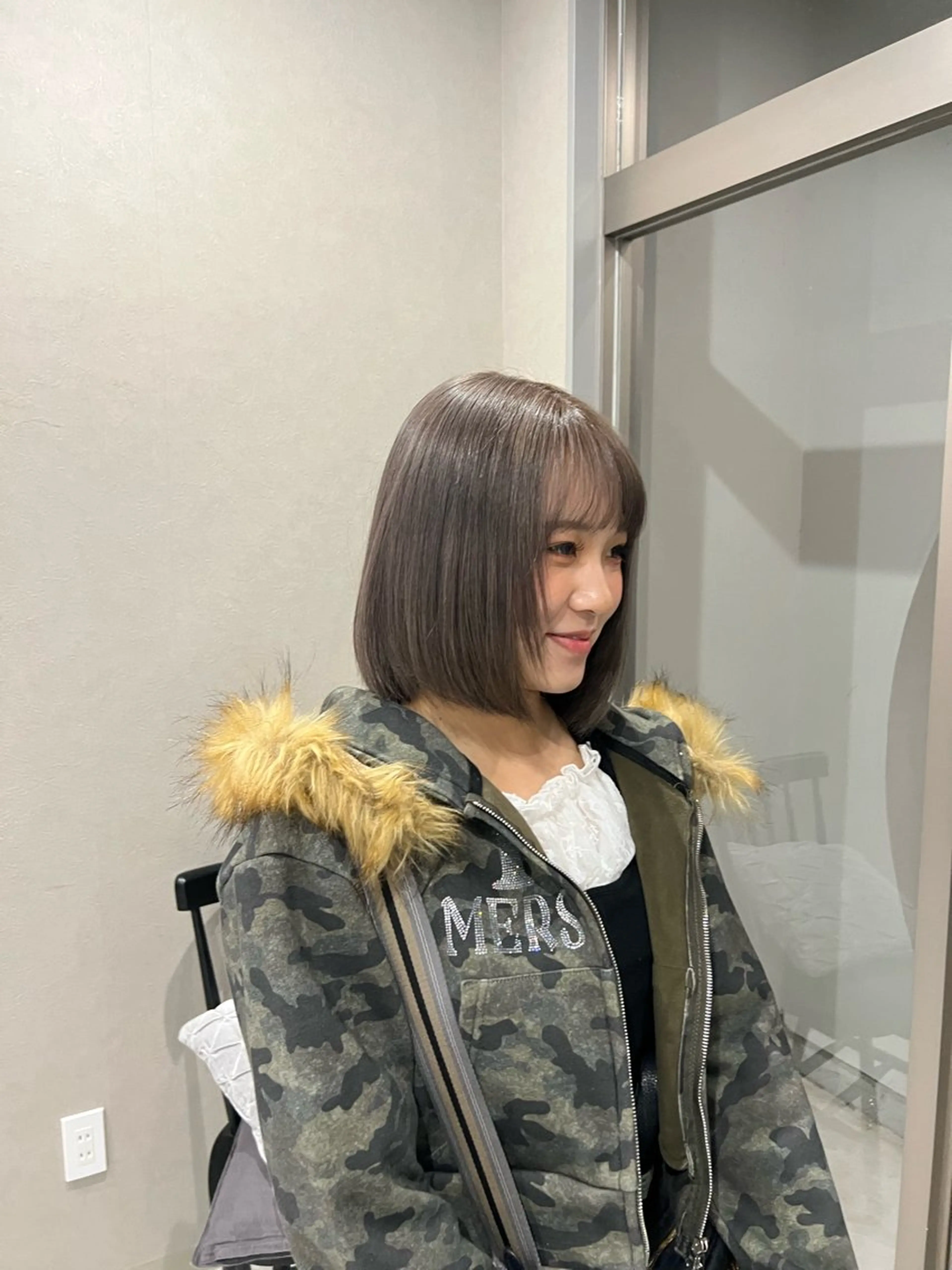 ミディアム PALO / もも🍑のヘアスタイル