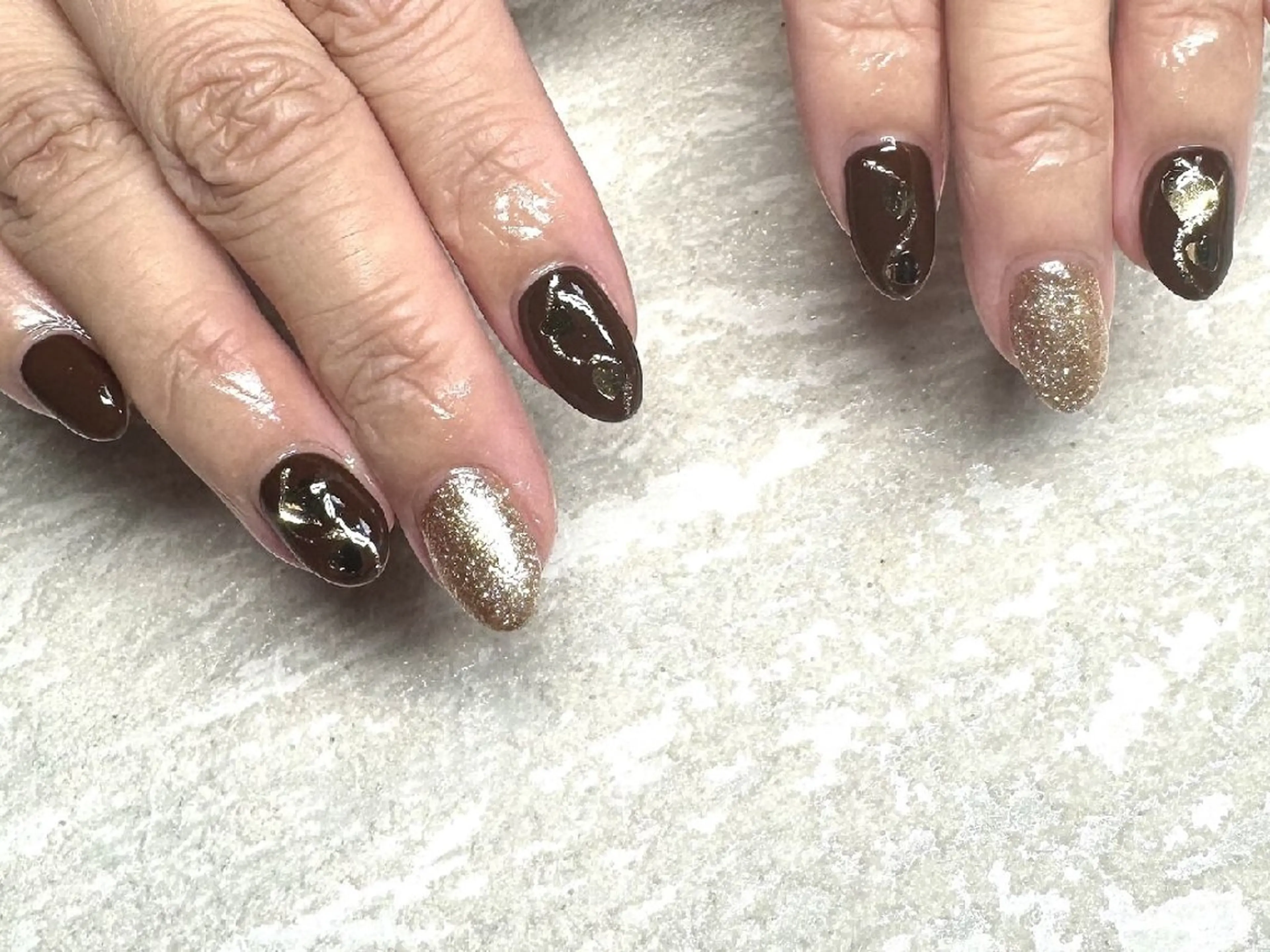 ネイル ブラウン ハート ハンドネイル JULIE NAILのネイルデザイン