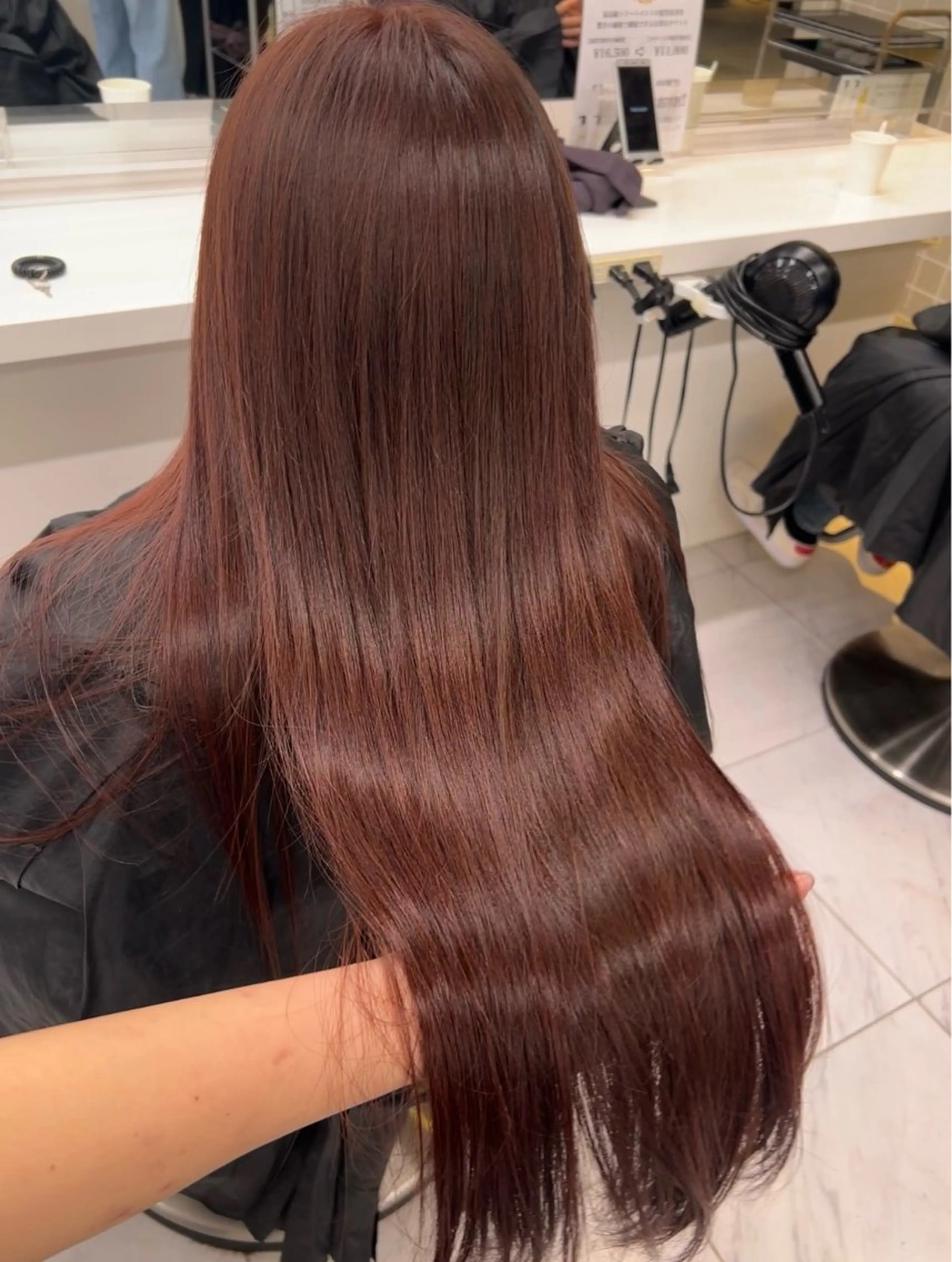 カラー パーマ ヘアアレンジ メンズ カット ヘアカラー トリートメント ヘッドスパ ヘアセット 🥯縮毛/レイヤー/ ベージュヘア🥯のヘアスタイル