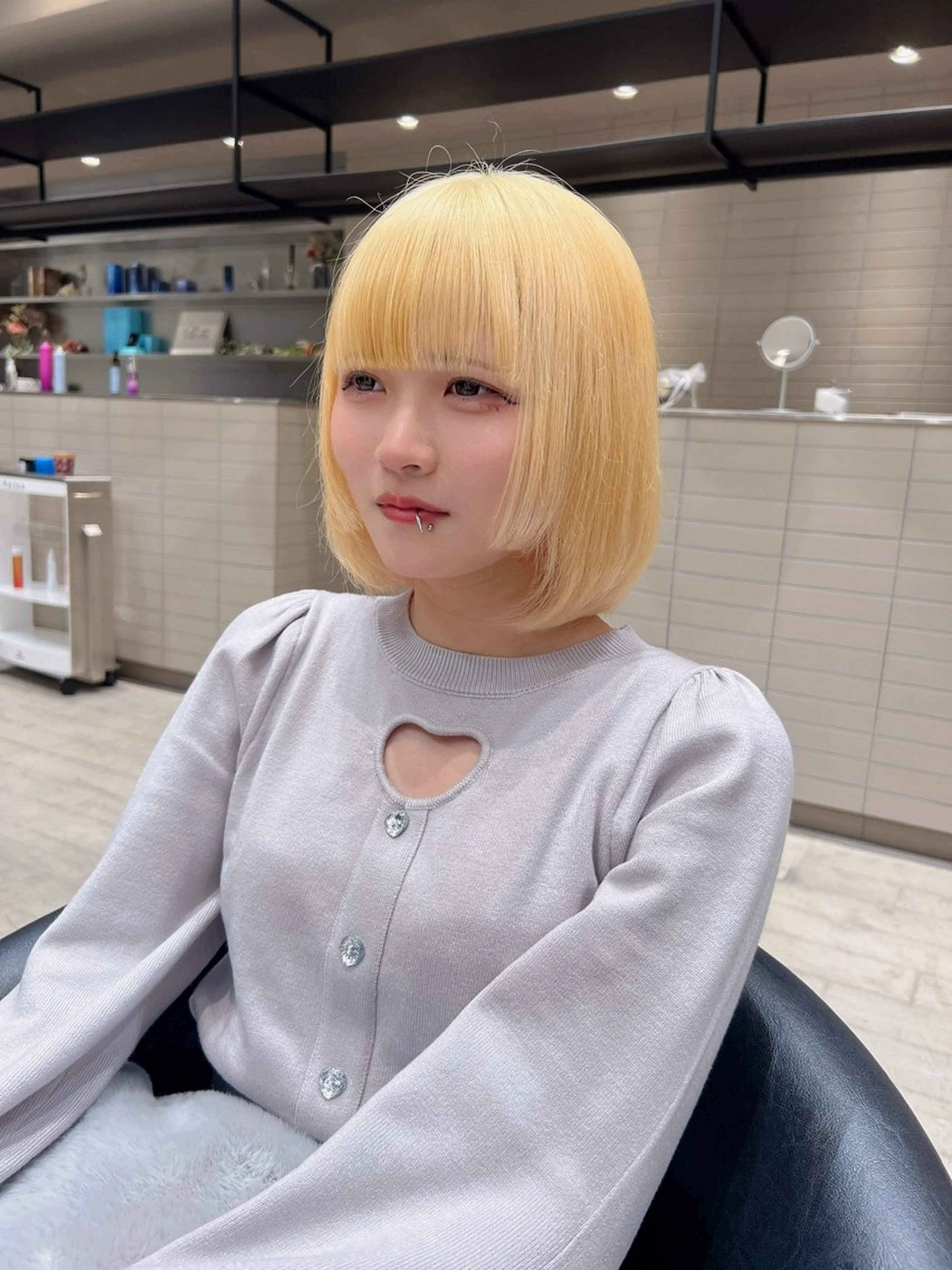 カラー ブリーチ 抜きっぱなしブロンド ブロンド ヘアカラー トリートメント 💎似合わせカラー 💎石濱俊介のヘアスタイル