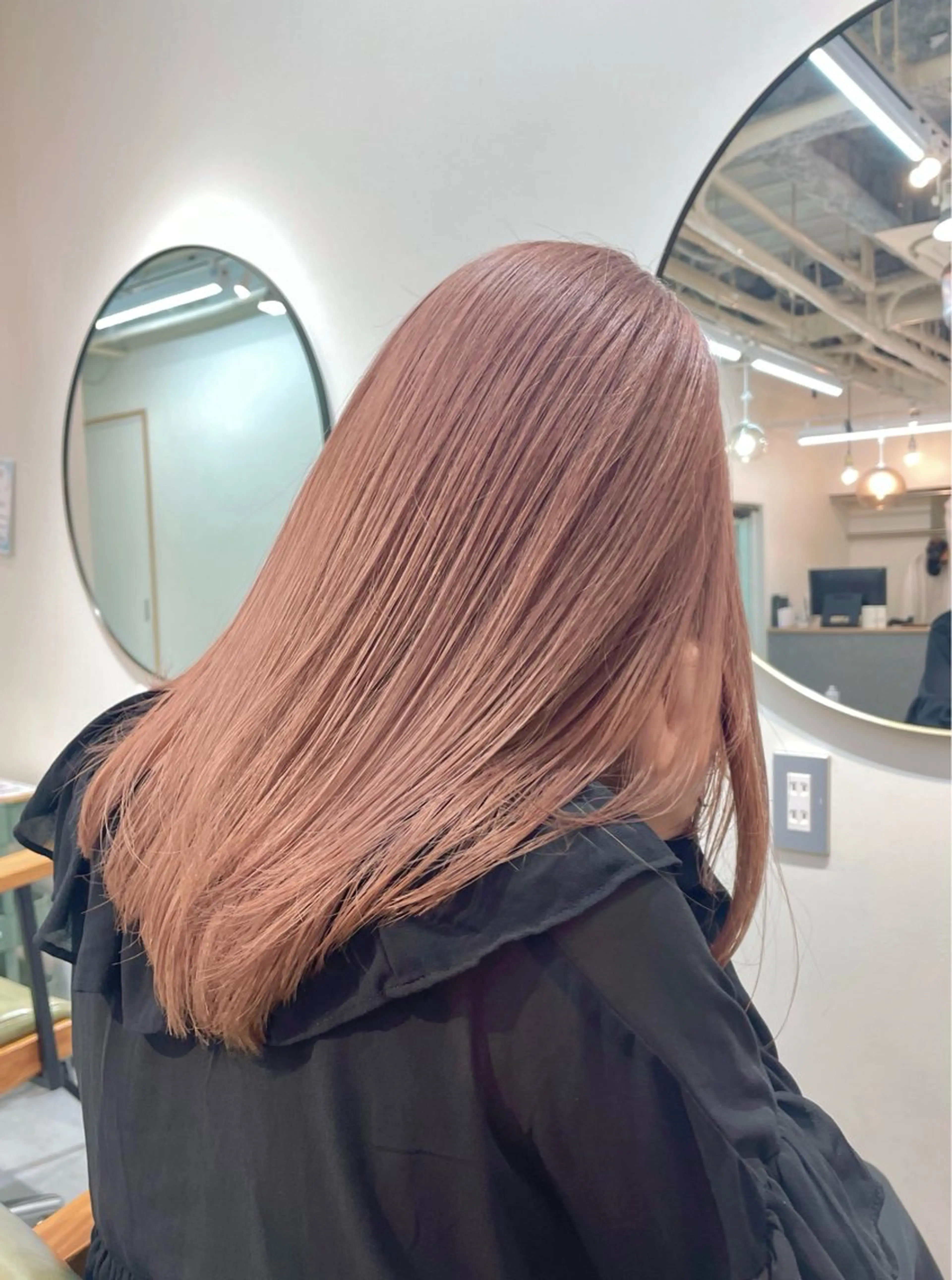 セミロング カラー ヘアカラー 韓国レイヤー　船橋 徒歩5分/小川友美のヘアスタイル