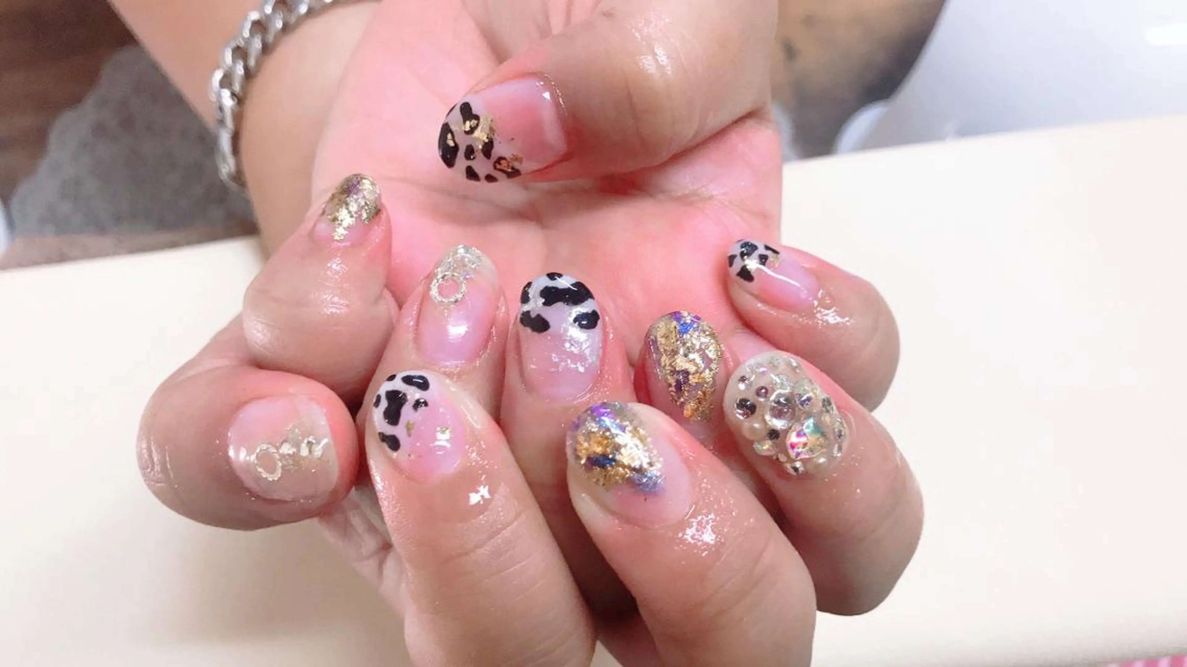 ネイル 美尽  BIZIN所属・久々 もえみのネイルデザイン