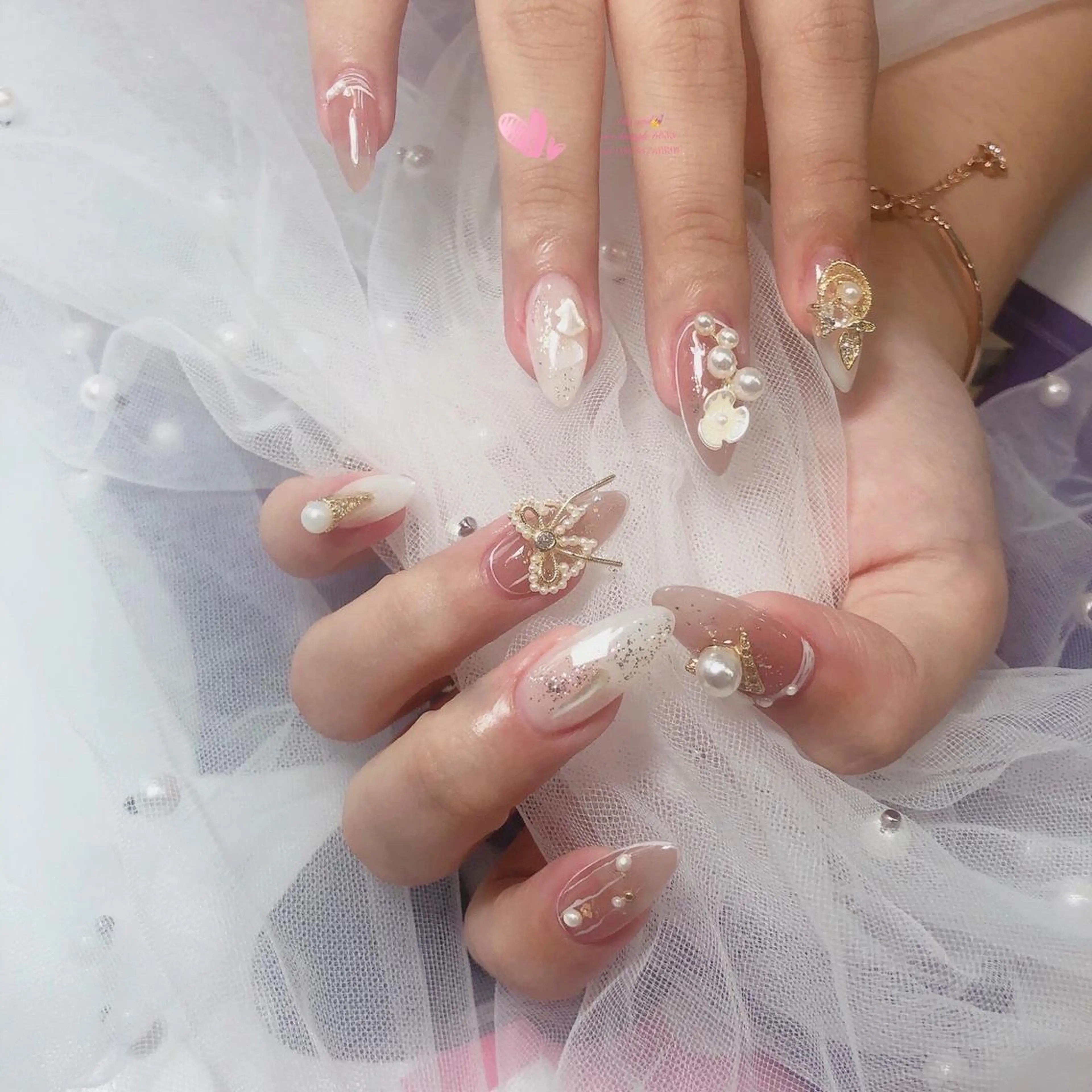 ネイル ネイルサロン 9Carats神田のネイルデザイン