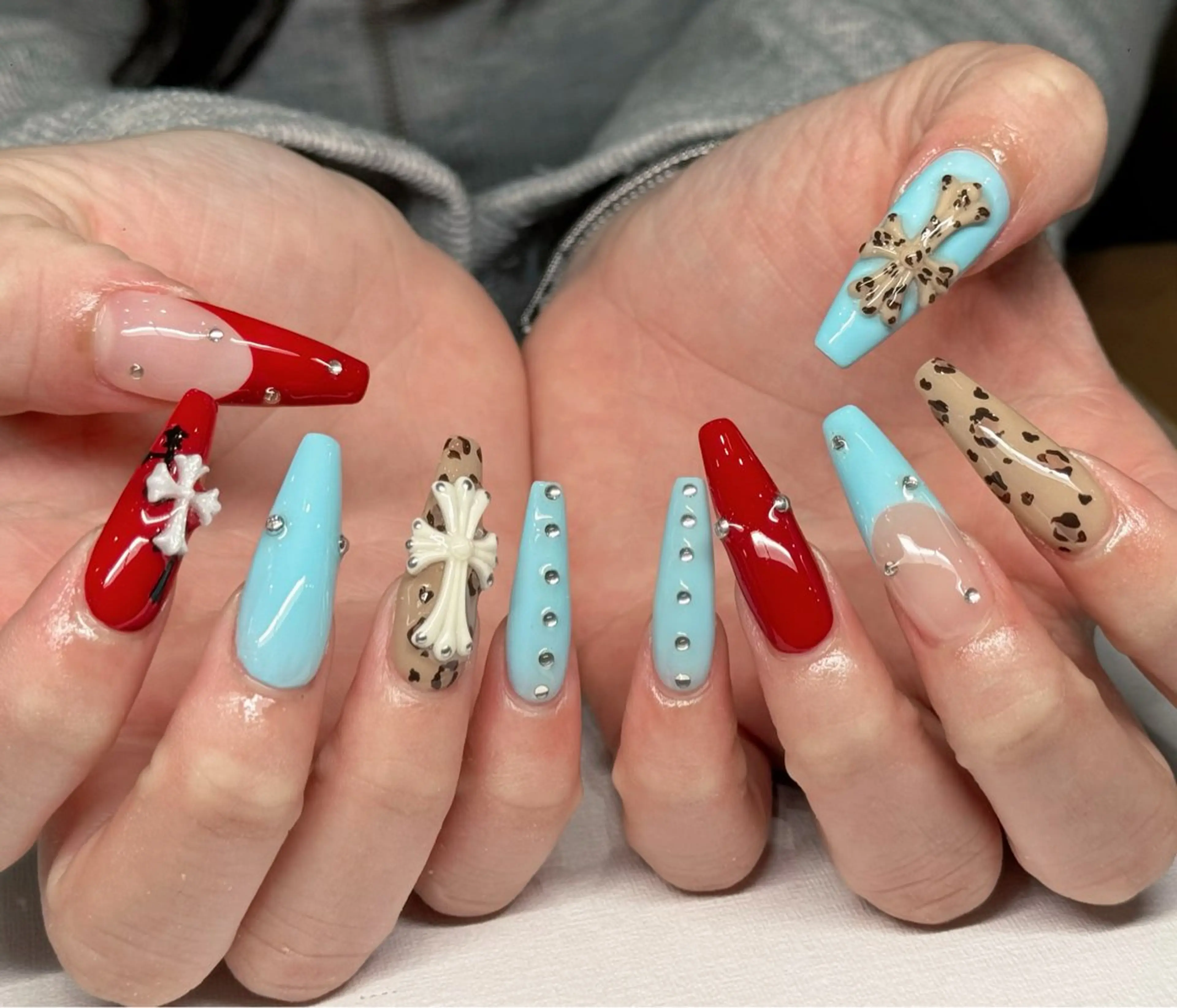 ネイル 桜ネイル フラワーネイル ニュアンスネイル オフィスネイル パステルネイル ハンドネイル MILO 168 池袋のネイルデザイン