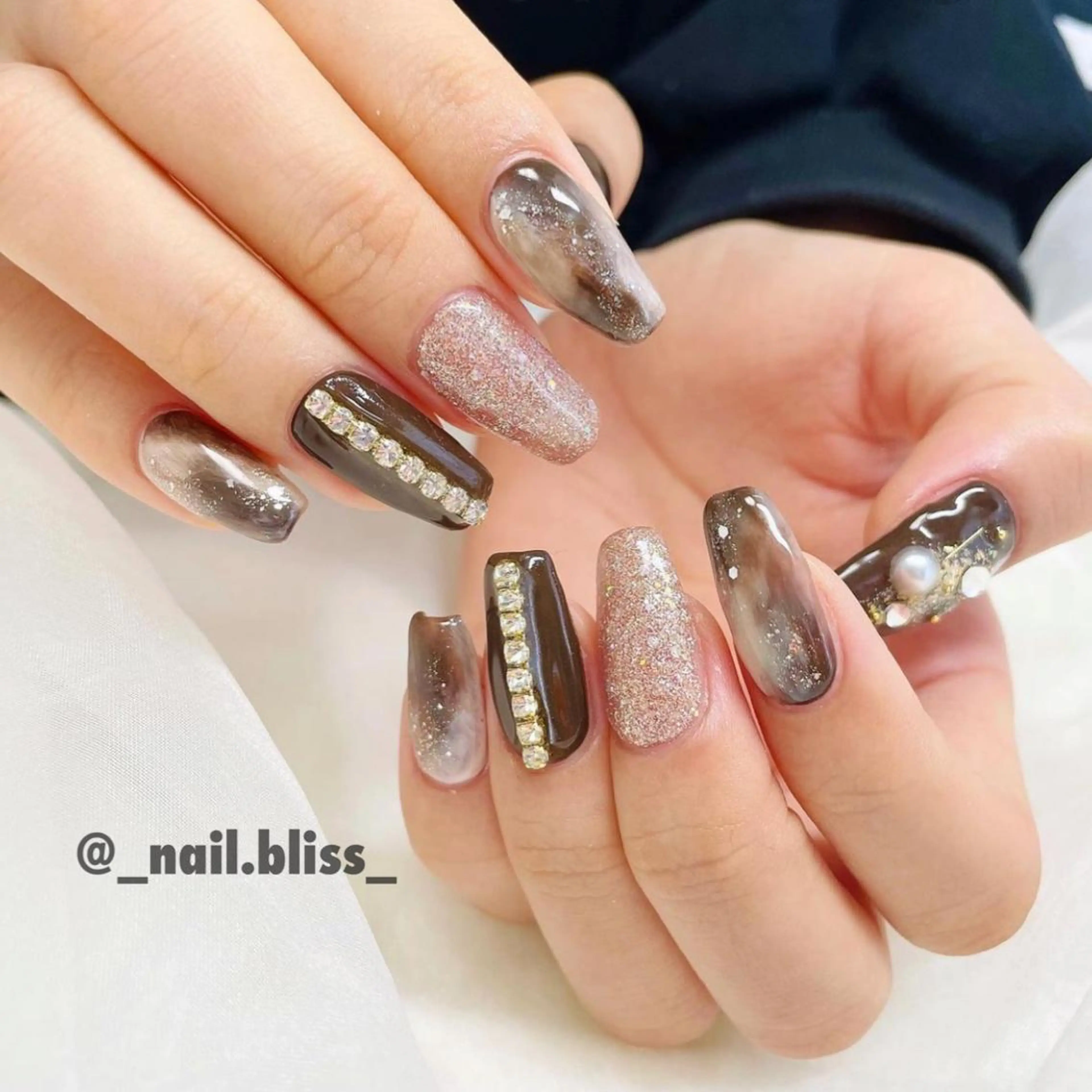 ネイル ブラウン ニュアンスネイル ハンドネイル NAIL BLISSのネイルデザイン