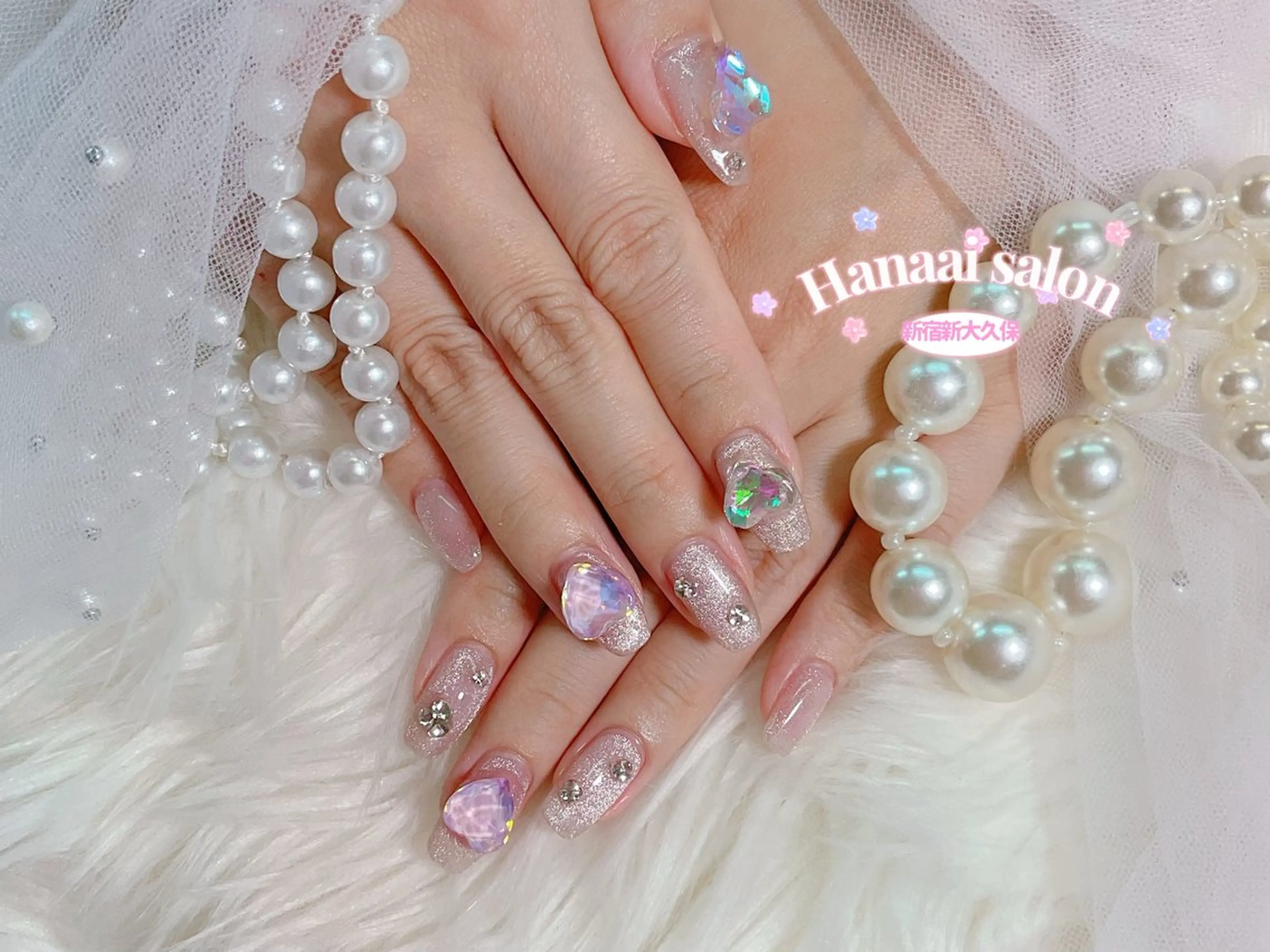 ミディアム Hanaai Salon新大久保店のネイルデザイン