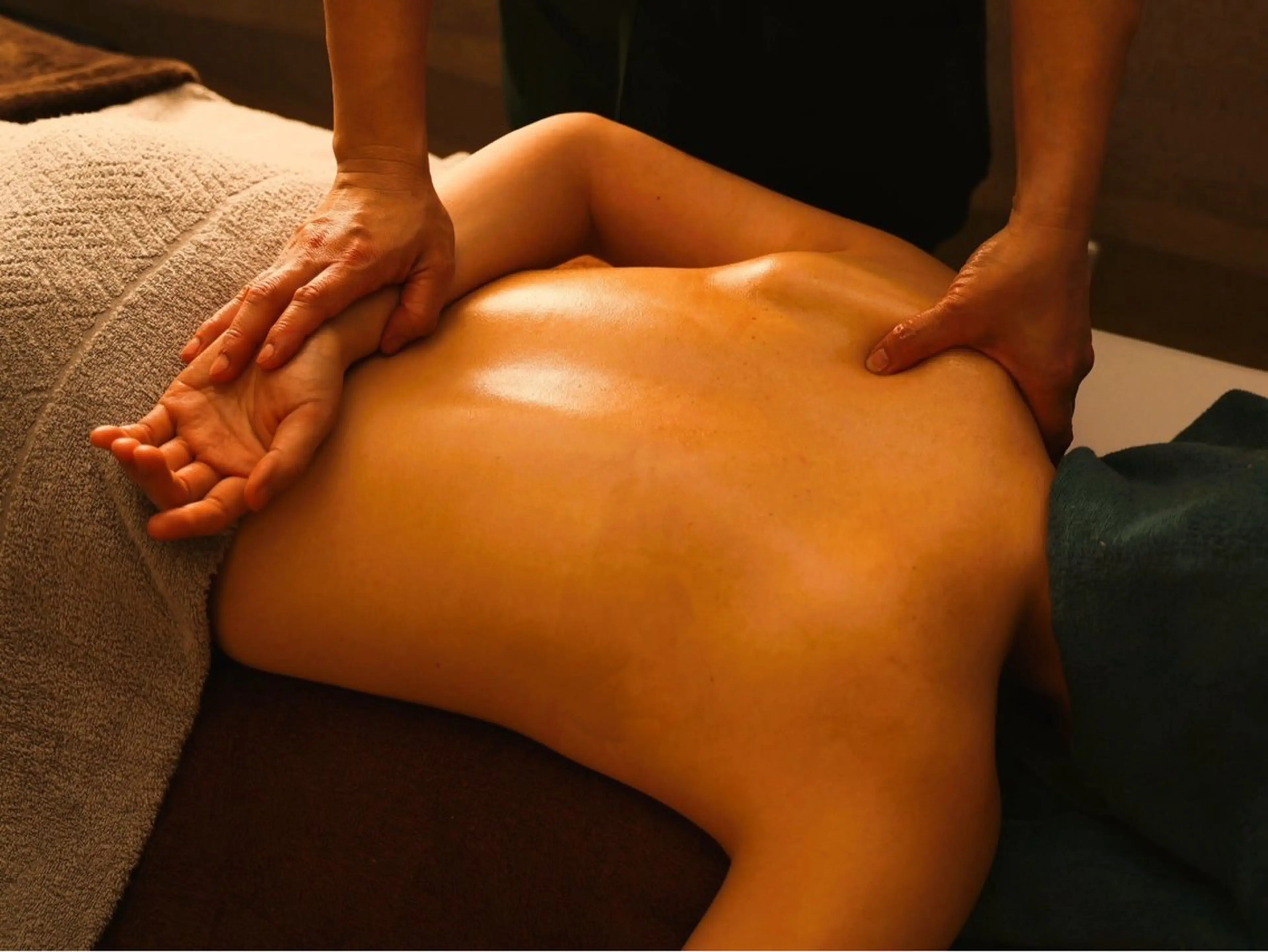 🌹【​〜​極上の贅沢時間​〜​】全身アロマ＆フェイシャル＆ヘッドスパ🌹100分の写真