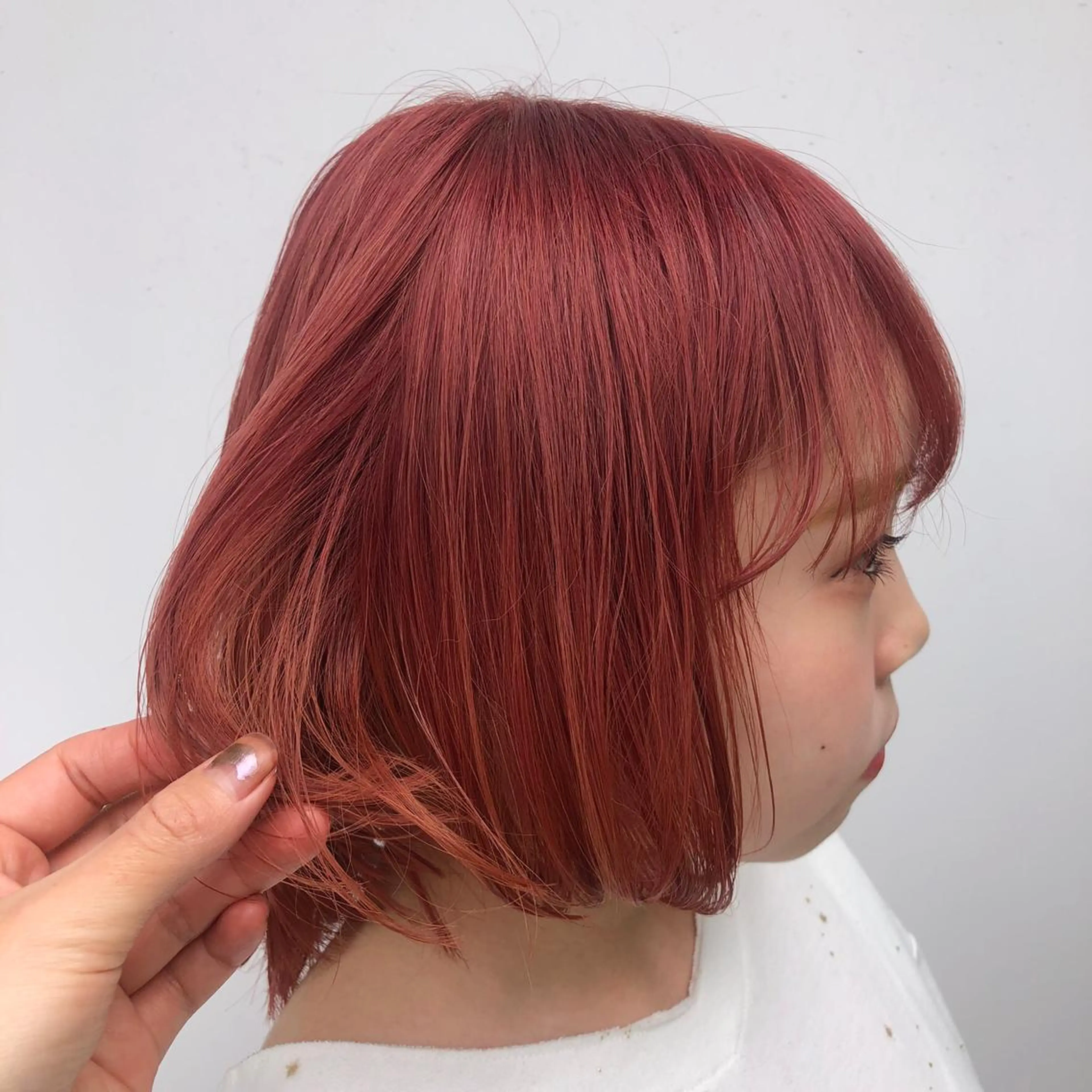 ミディアム 古屋 花織のヘアスタイル