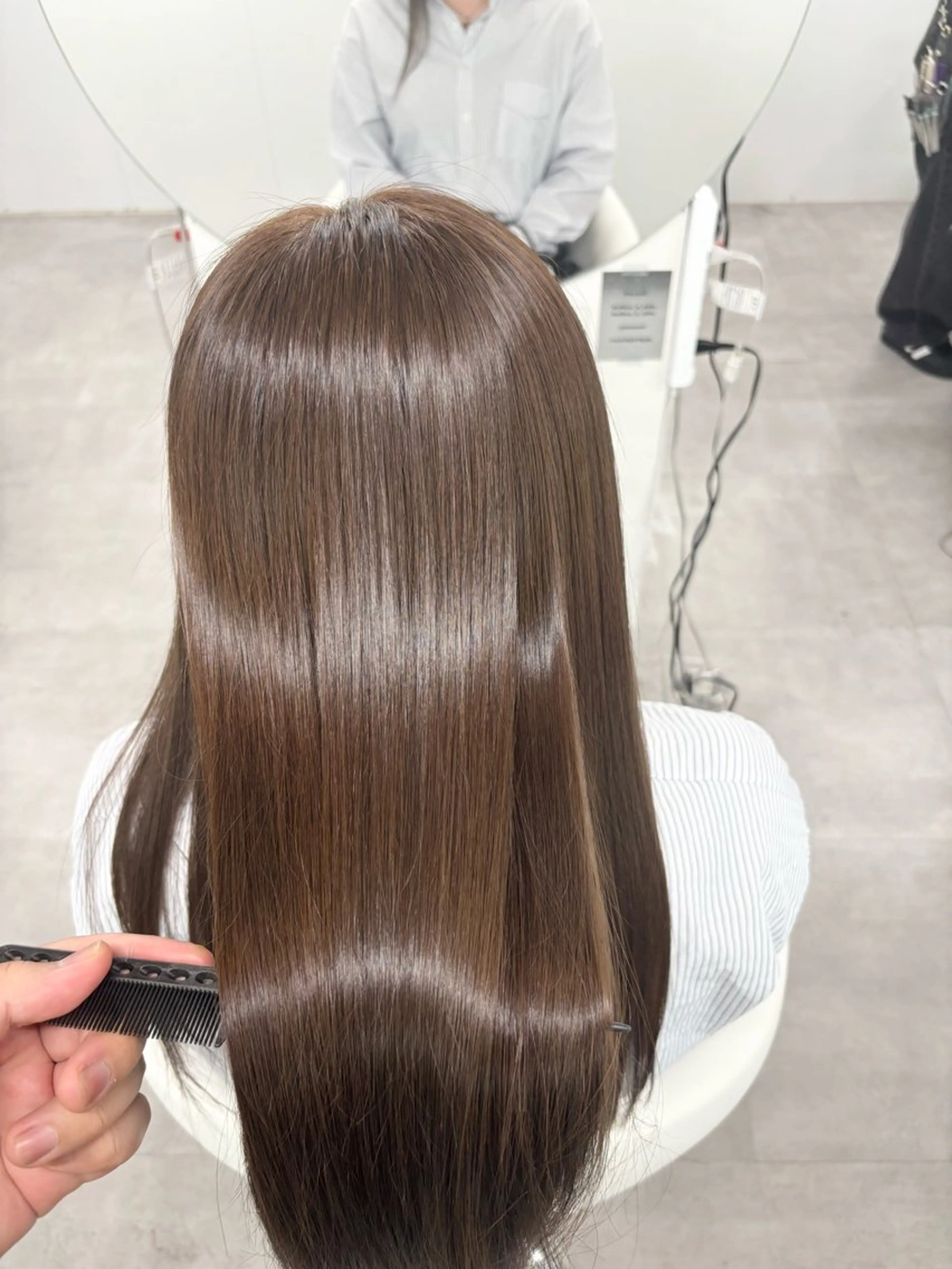 ロング カラー ヘアカラー トリートメント door white hideのヘアスタイル