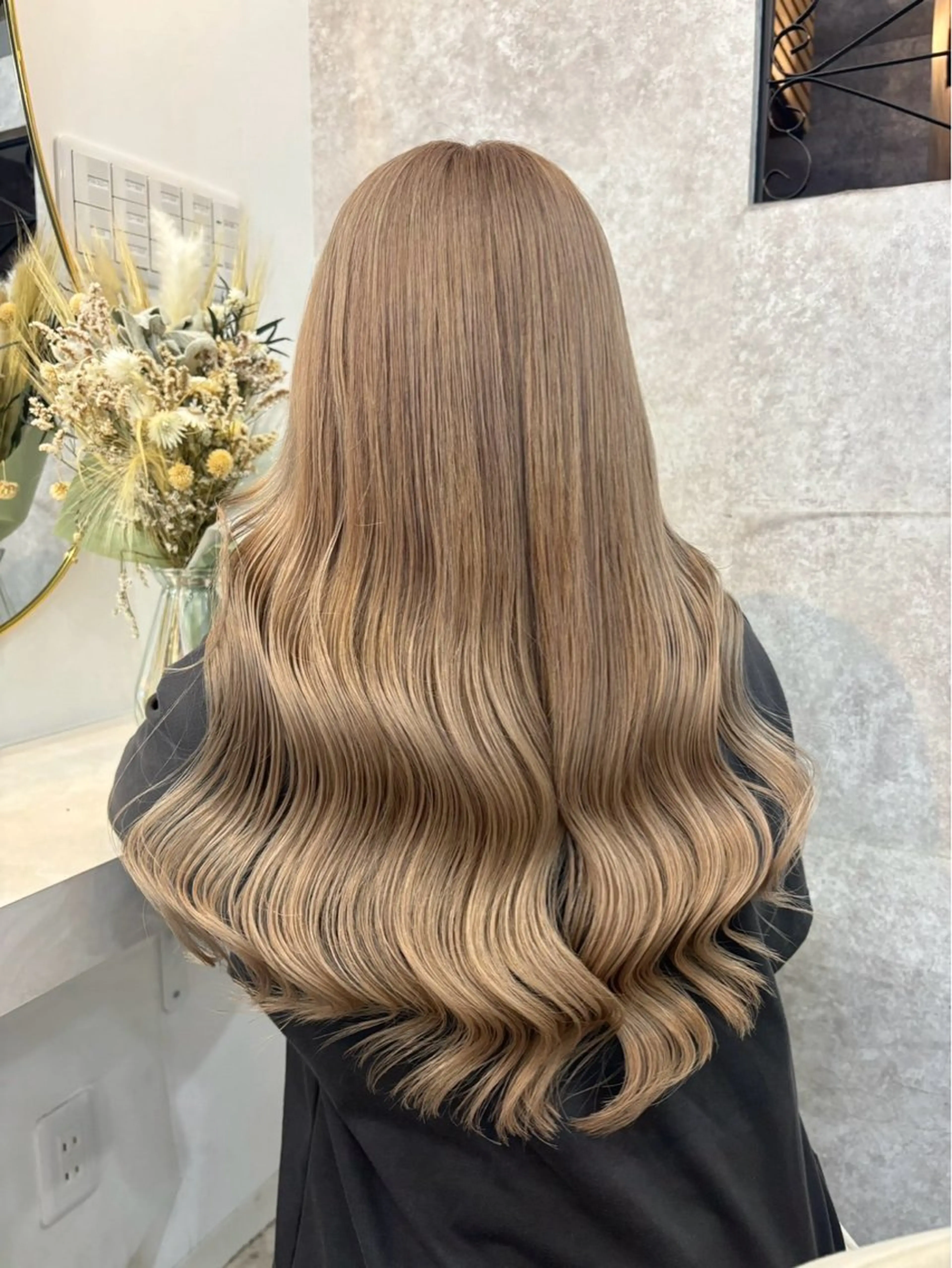 ロング ヘアカラー 艶感ハイトーン/ 池袋/mei🩶のヘアスタイル