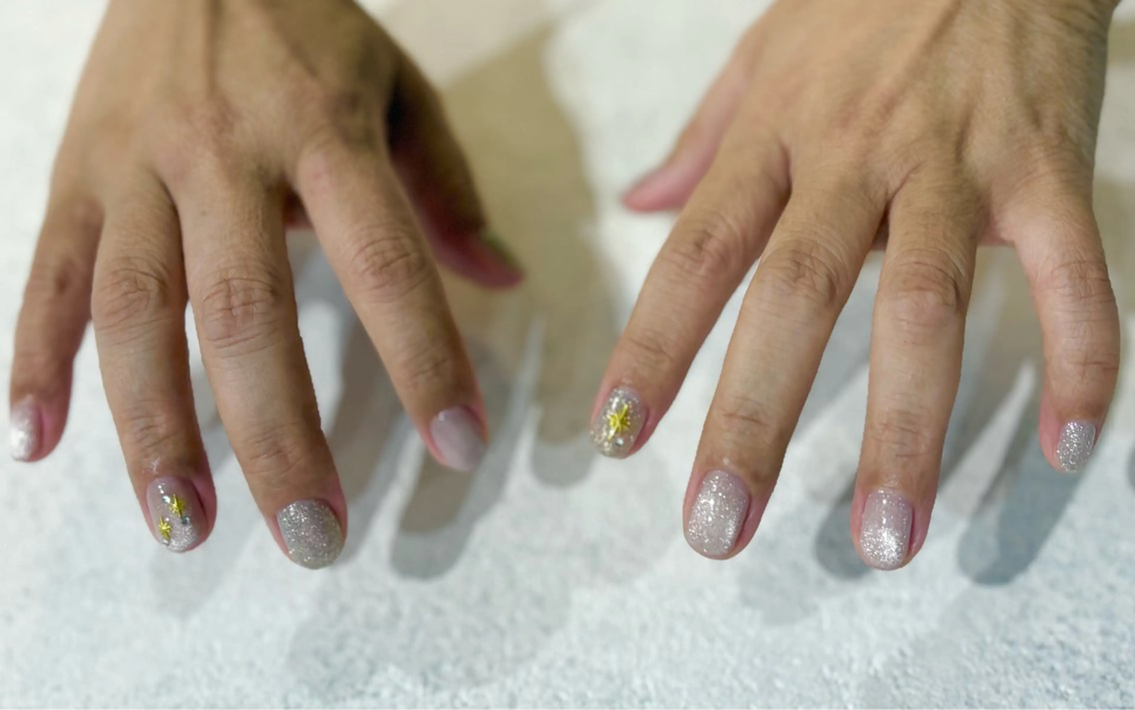 ネイル フラッシュネイル シルバー ストーンネイル neo.nail柏 Mutsumiのネイルデザイン