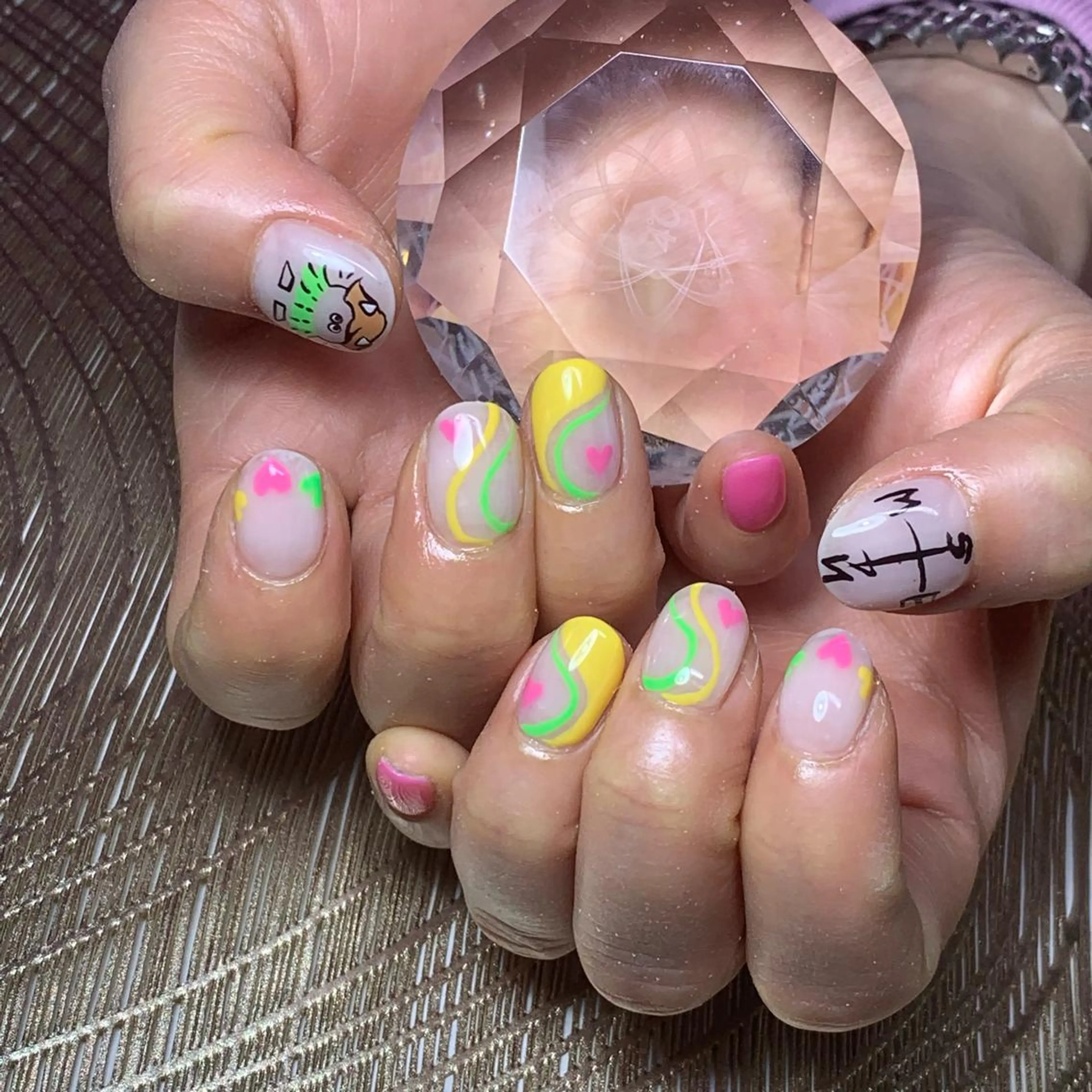 ネイル ハンドネイル καρδιά -ｶﾙﾃﾞｨｱ-のネイルデザイン