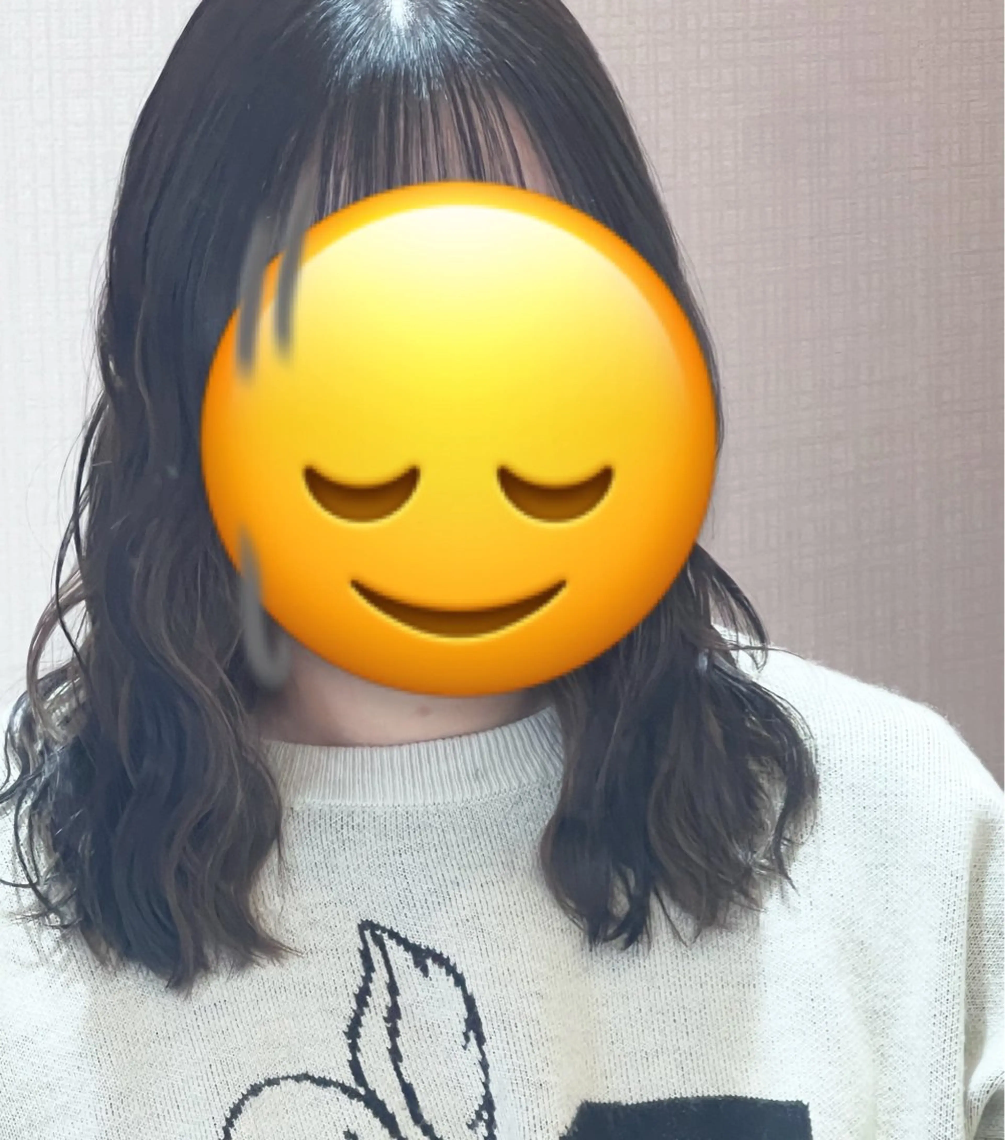 前髪ストレート + 前髪カットの写真