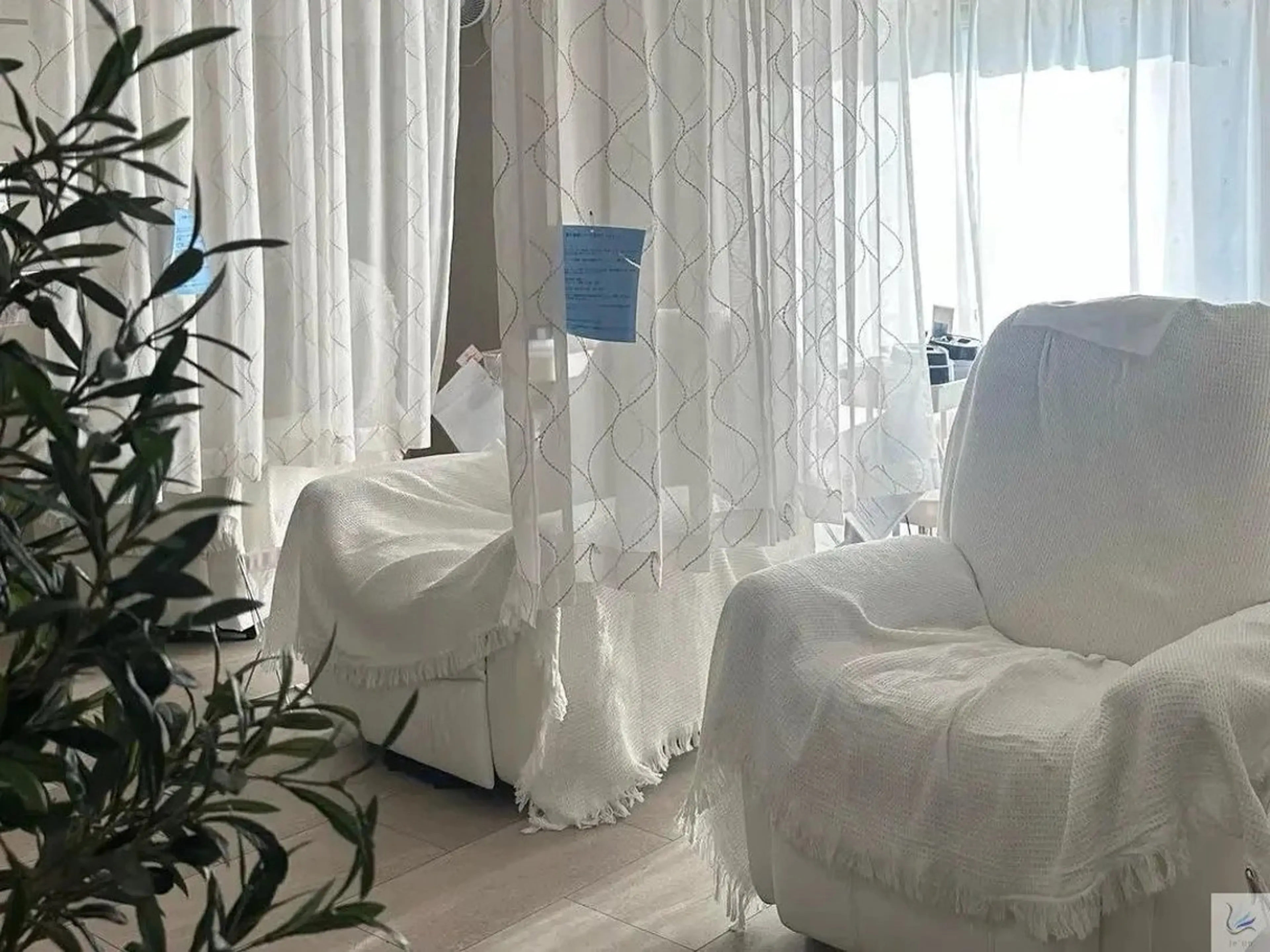 メンズ アイブロウ 蔵本 瞳の眉毛・アイブロウイメージ