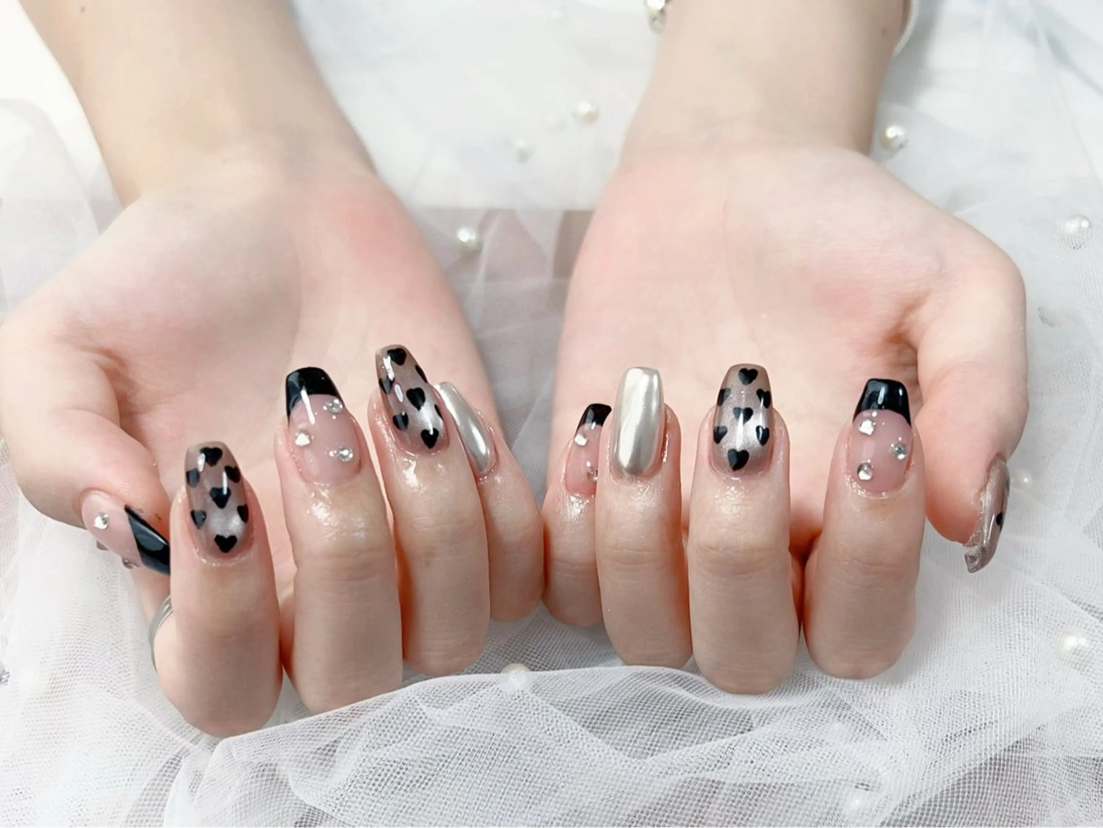 ネイル アートネイル チークネイル フラッシュネイル フットネイル フレンチネイル ハンドネイル Floria KANAのネイルデザイン