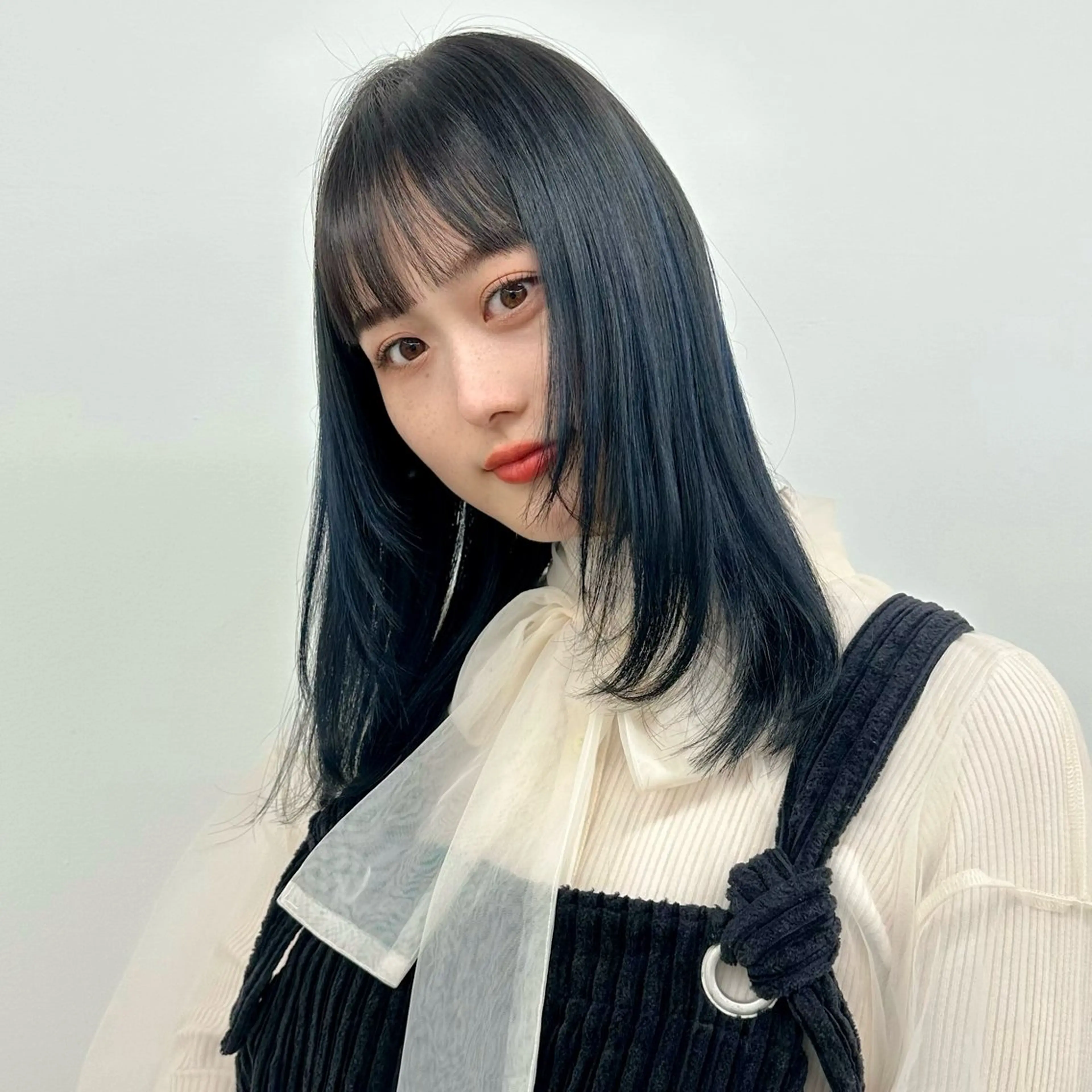 ミディアム カラー カット ヘアカラー トリートメント ブリーチなし/レイヤ ー特化🌈Tommyのヘアスタイル