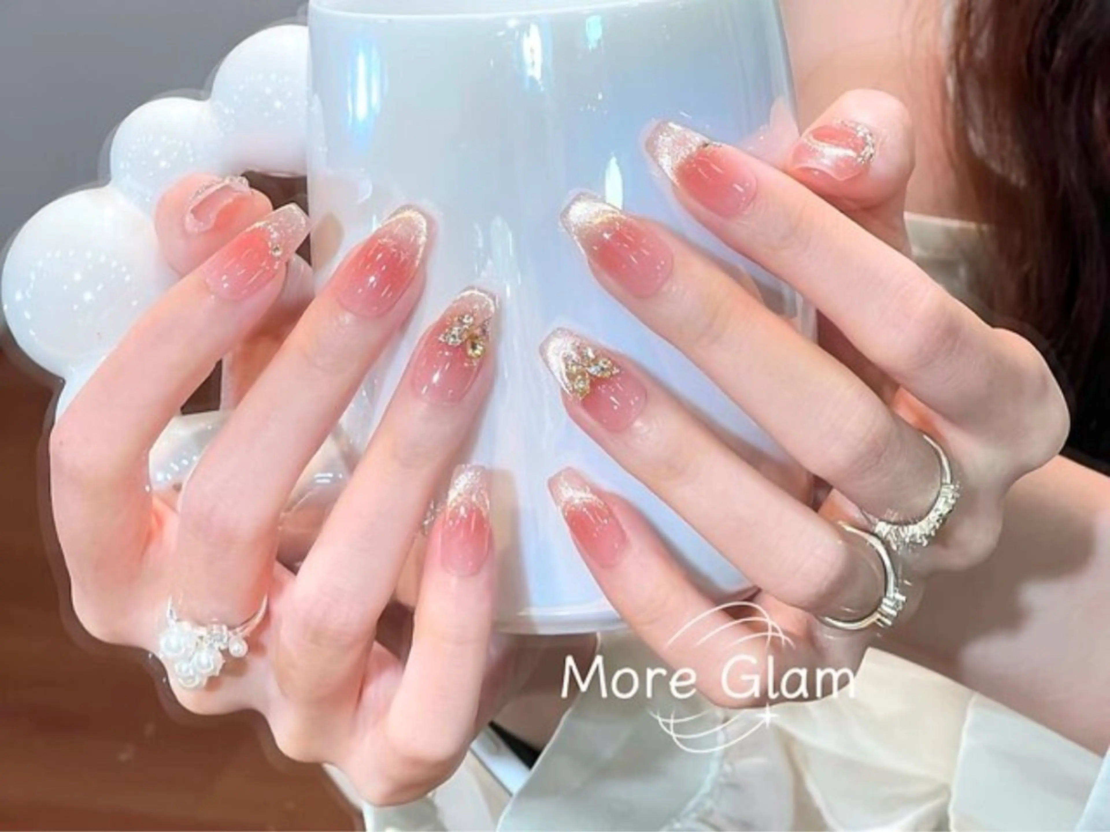 ロング ハンドネイル more glam 原宿店のネイルデザイン