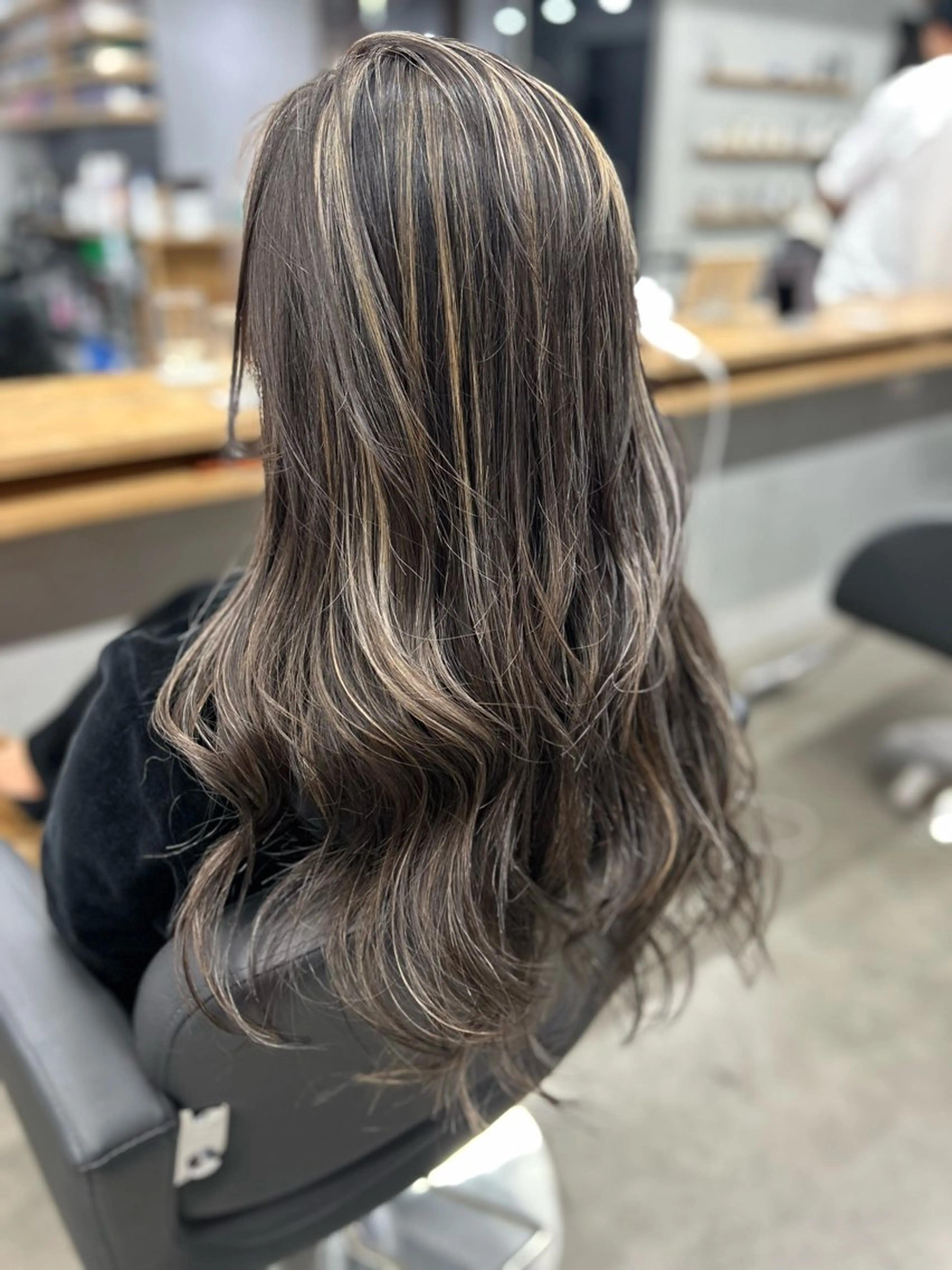 ロング カラー N/デザインカラー 🌿ナギのヘアスタイル