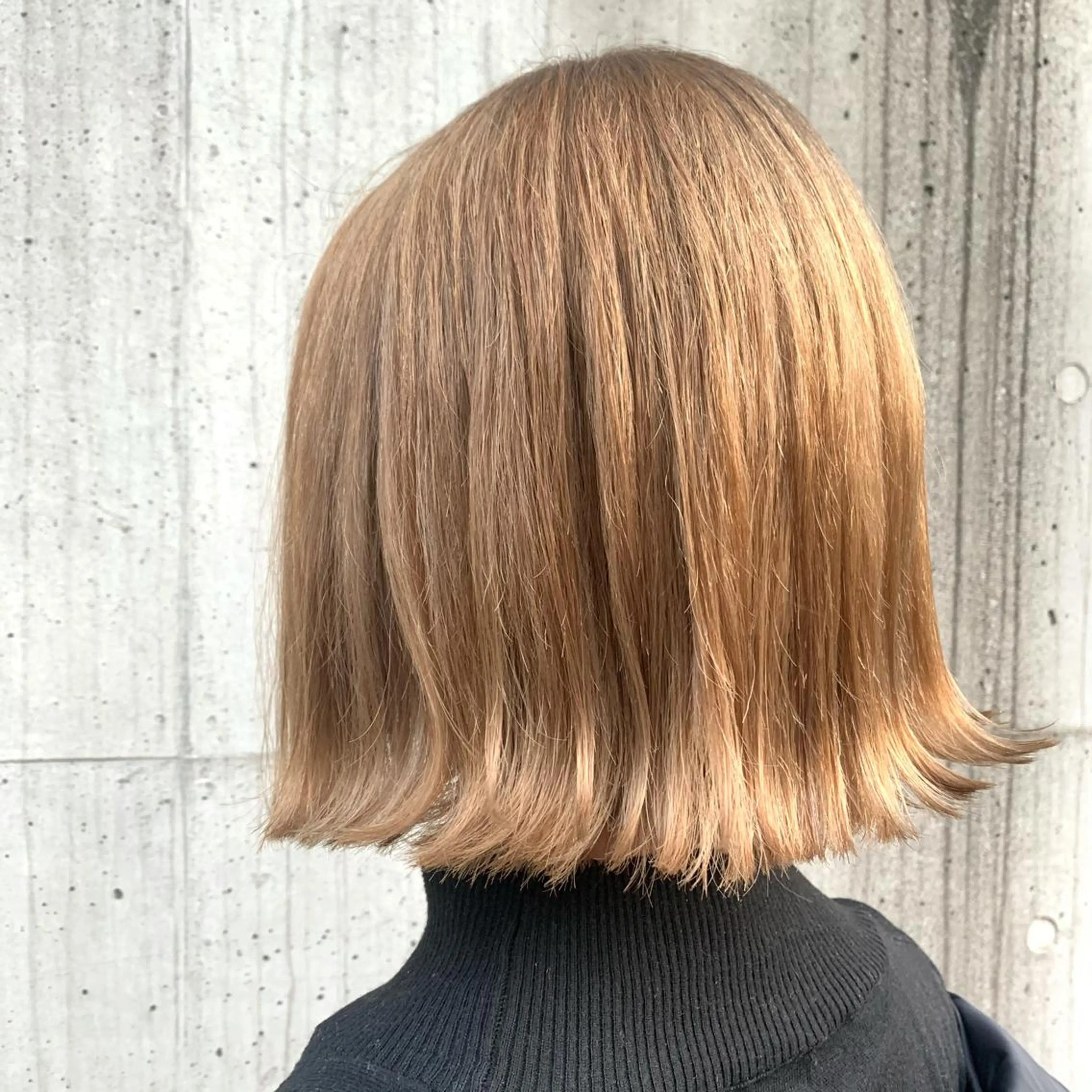 ミディアム カラー ボブ/インナーカラー ショート/佐野祥子のヘアスタイル