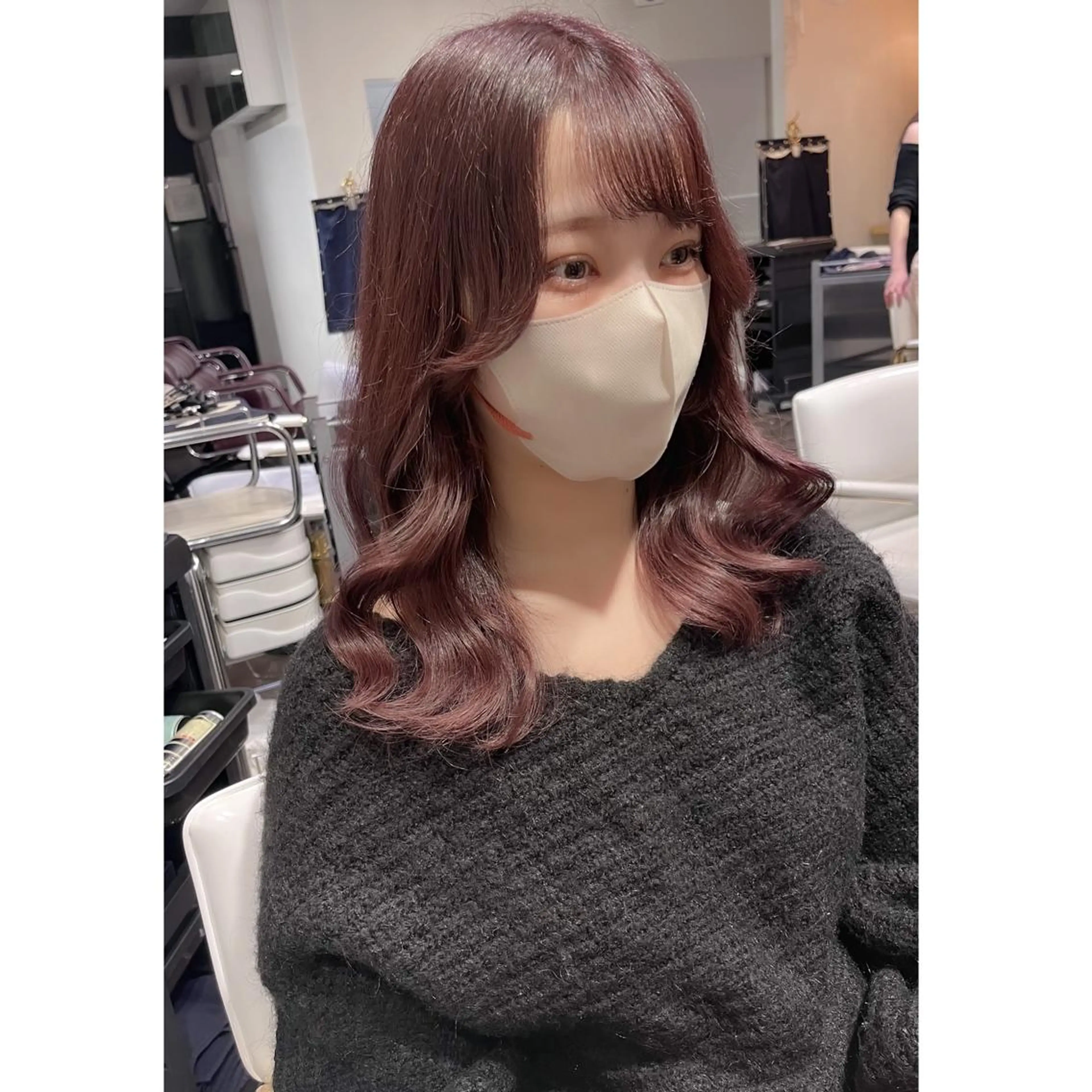 セミロング カラー ブリーチ ヘアカラー LOTTA CUCCI所属・miyu /トレンド カラー×艶髪のヘアスタイル