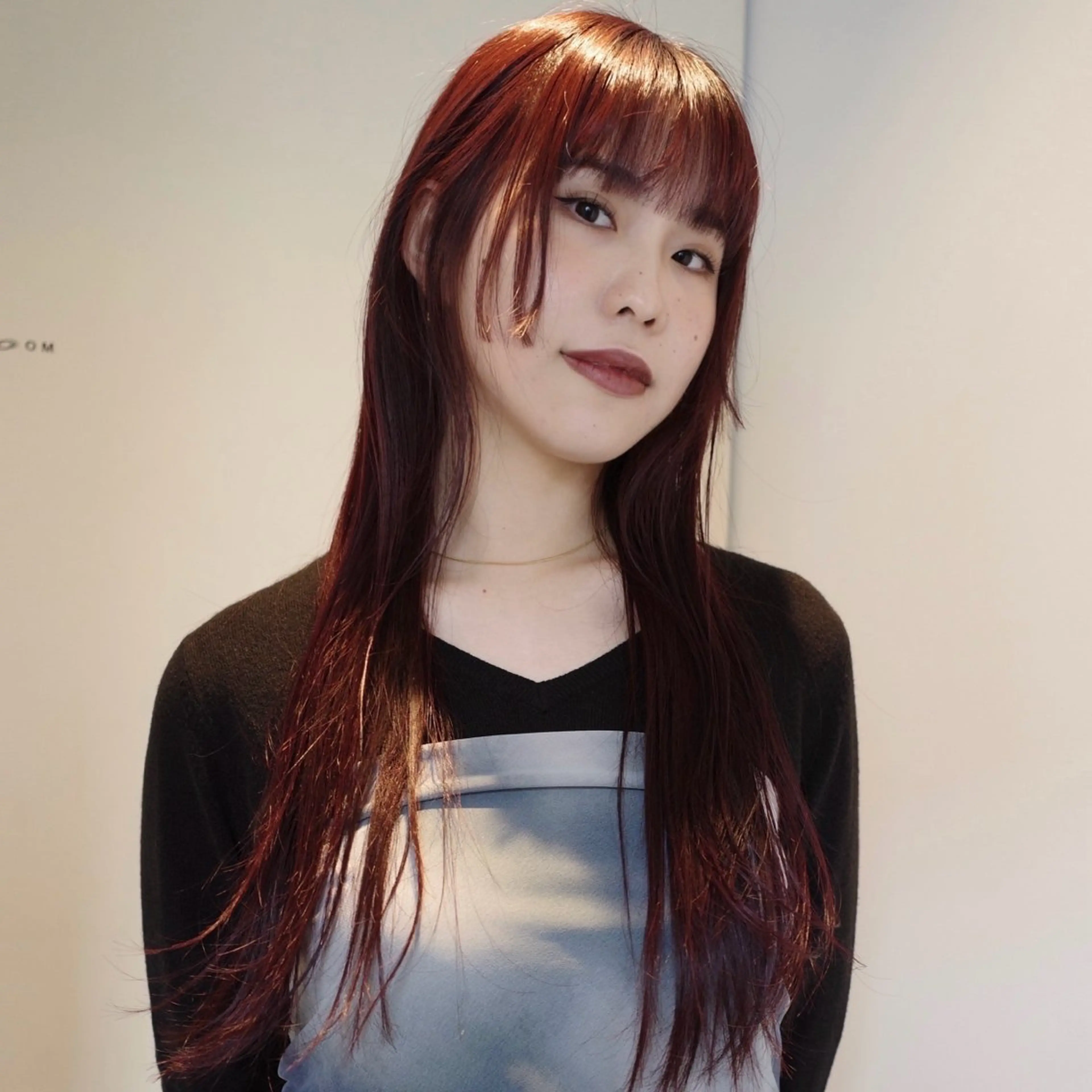 ロング カラー 透明感カラー レッドカラー 顔まわりレイヤー 顔周りカット ハッシュカット カット ヘアカラー トリートメント nonoka オリーブ/レイヤーのヘアスタイル