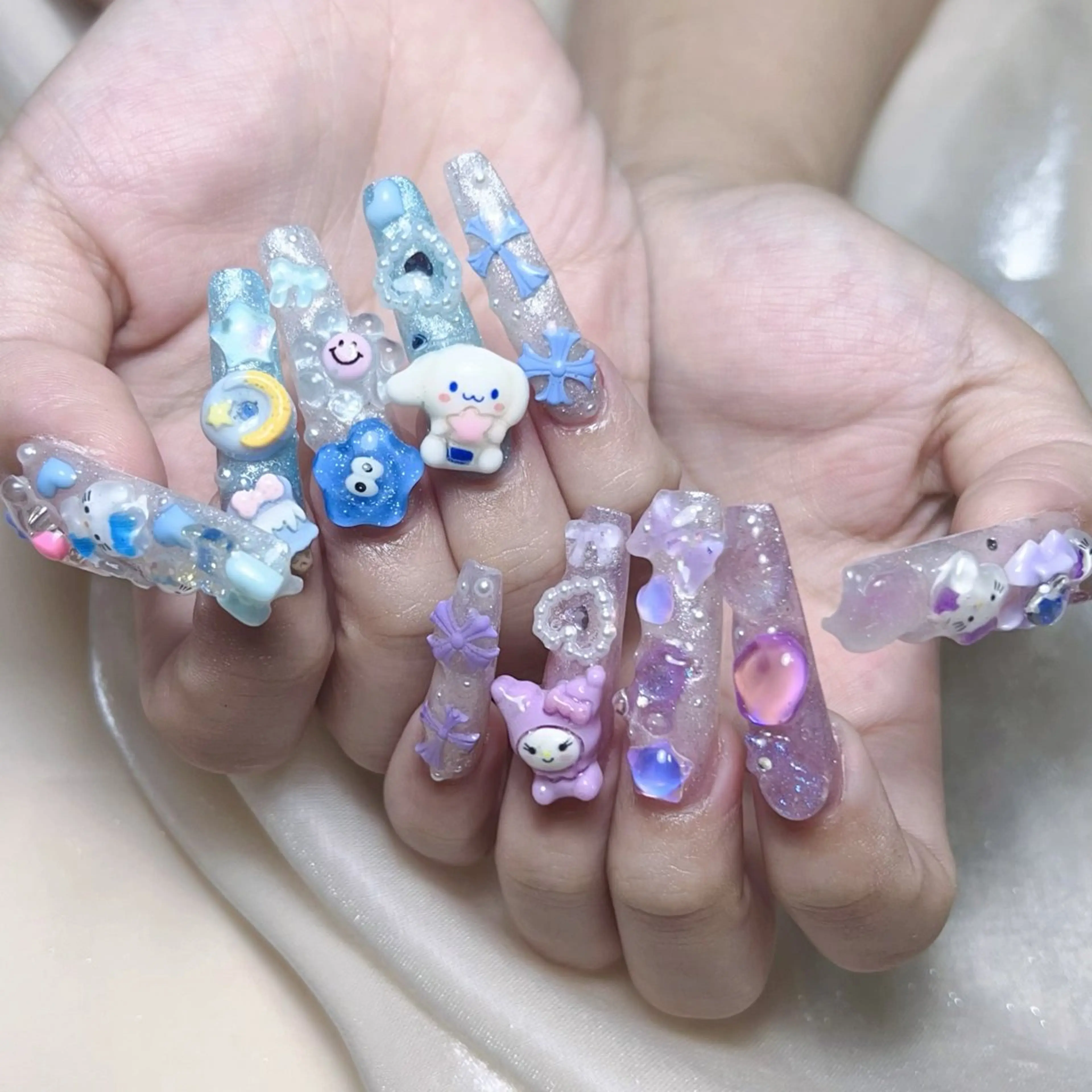 メンズ ネイル メンズ韓国風 アートネイル オーロラネイル ガーリー キラキラネイル ハンドネイル Nail salon 木にいるのネイルデザイン
