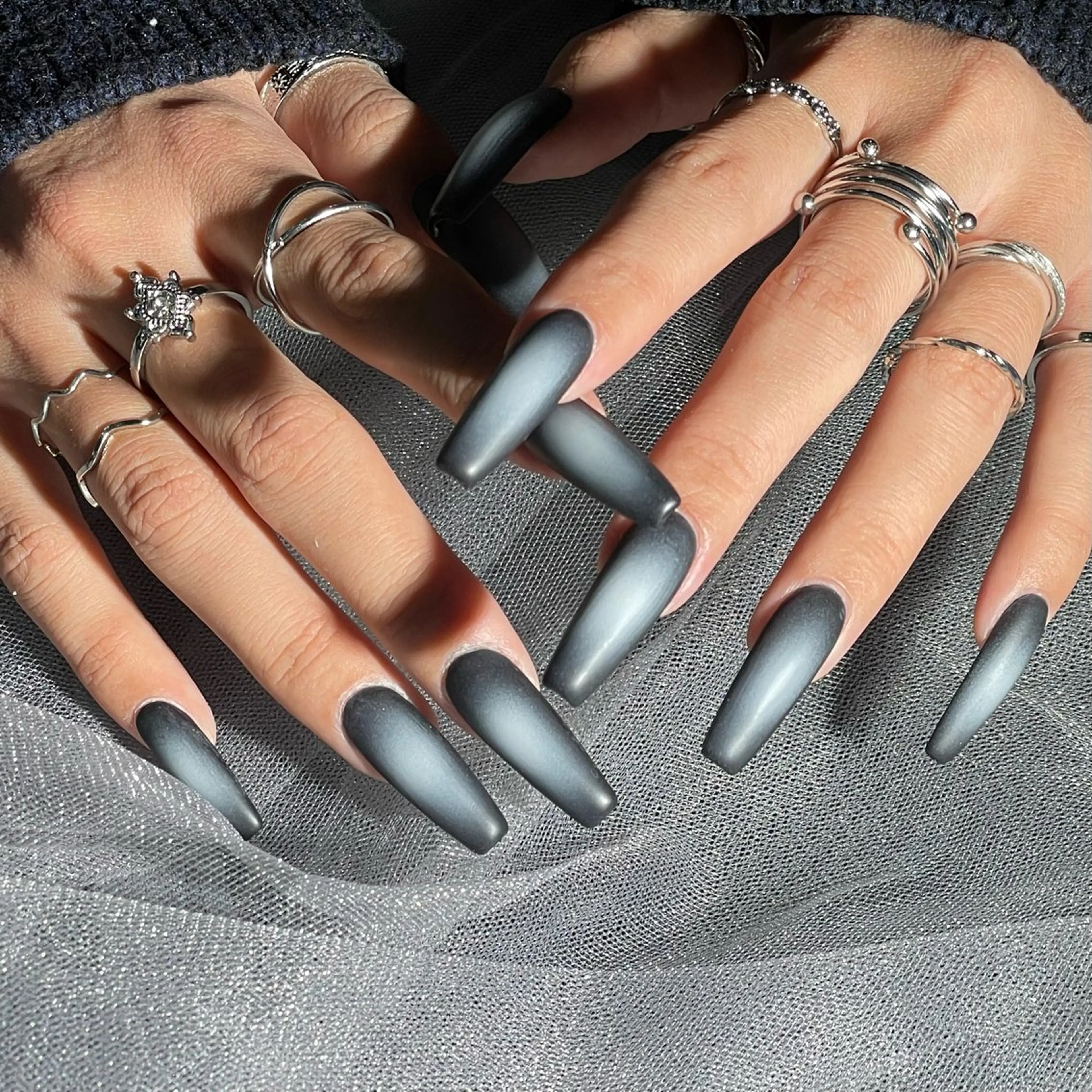 ネイル Cleo 名古屋駅店 🖤Seraのネイルデザイン