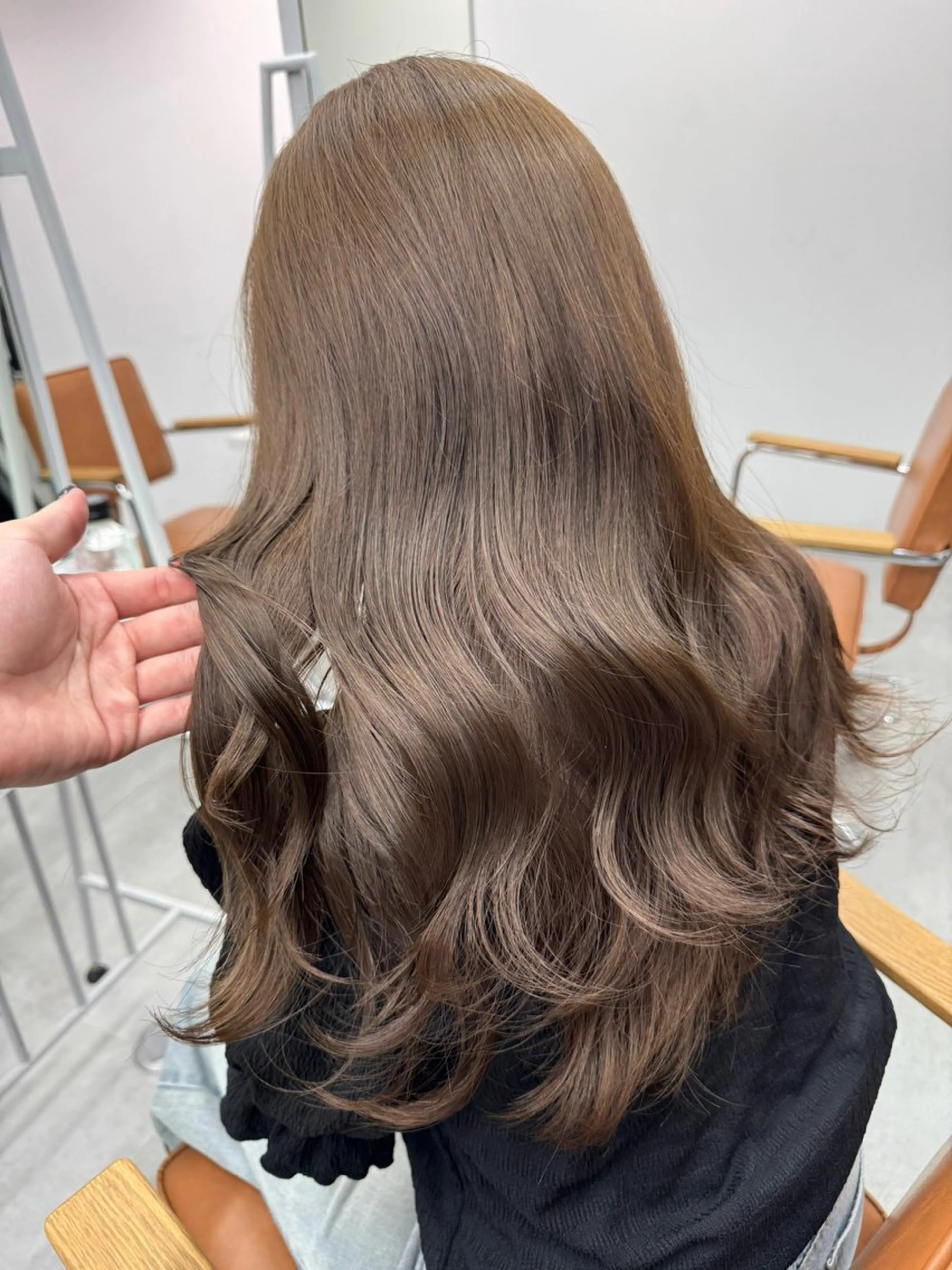 ロング カラー ヘアアレンジ ブリーチなしカラー /ベージュ/安形翔のヘアスタイル