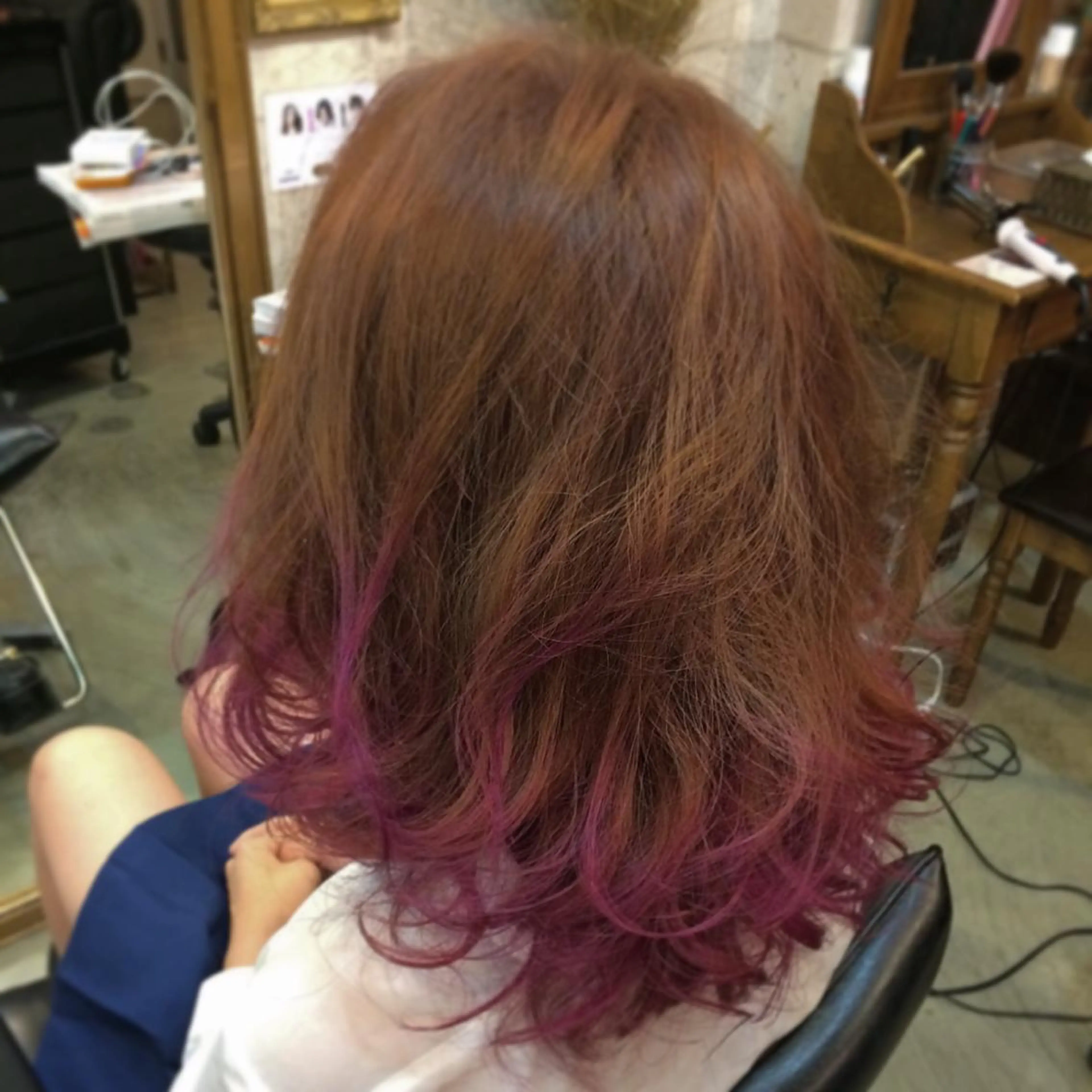 カラー グラデーションカラー インナーカラー/天神 ブリーチ/吉田のヘアスタイル