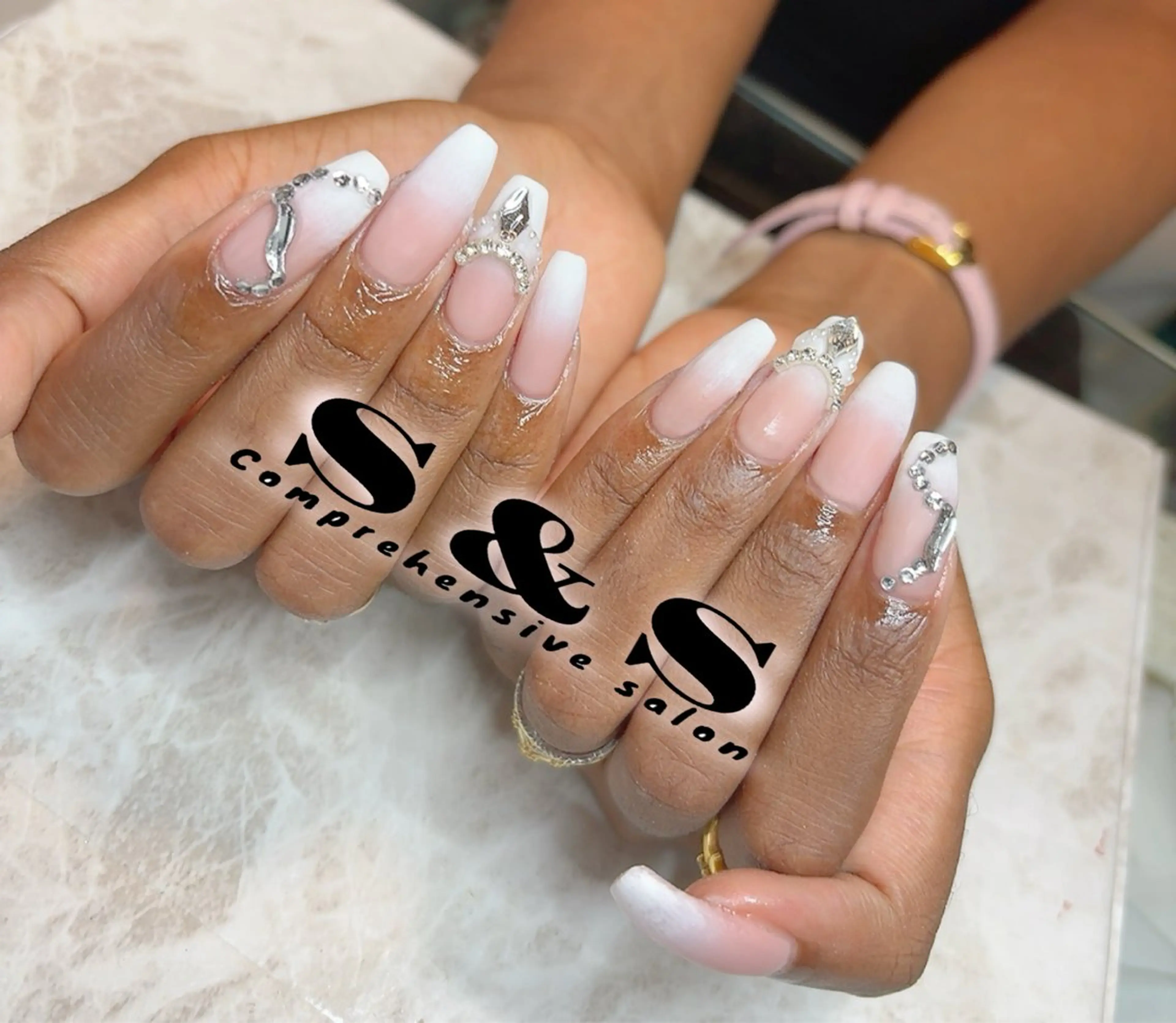 ネイル キラキラネイル マットネイル S&S 村田小百合のネイルデザイン