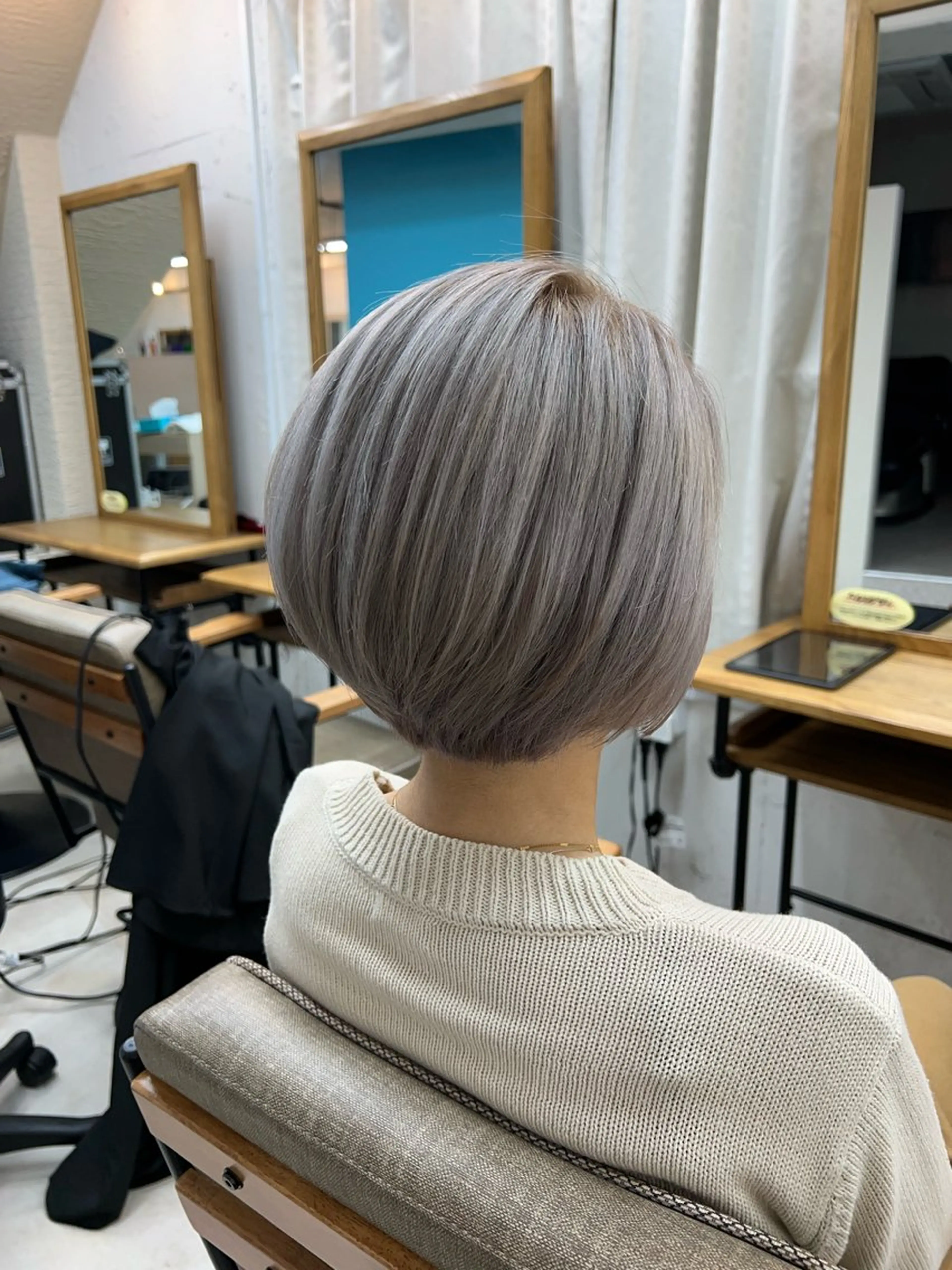 ショート ショートボブ ボブ ショートヘア aroot 町田駅徒歩10秒のヘアスタイル