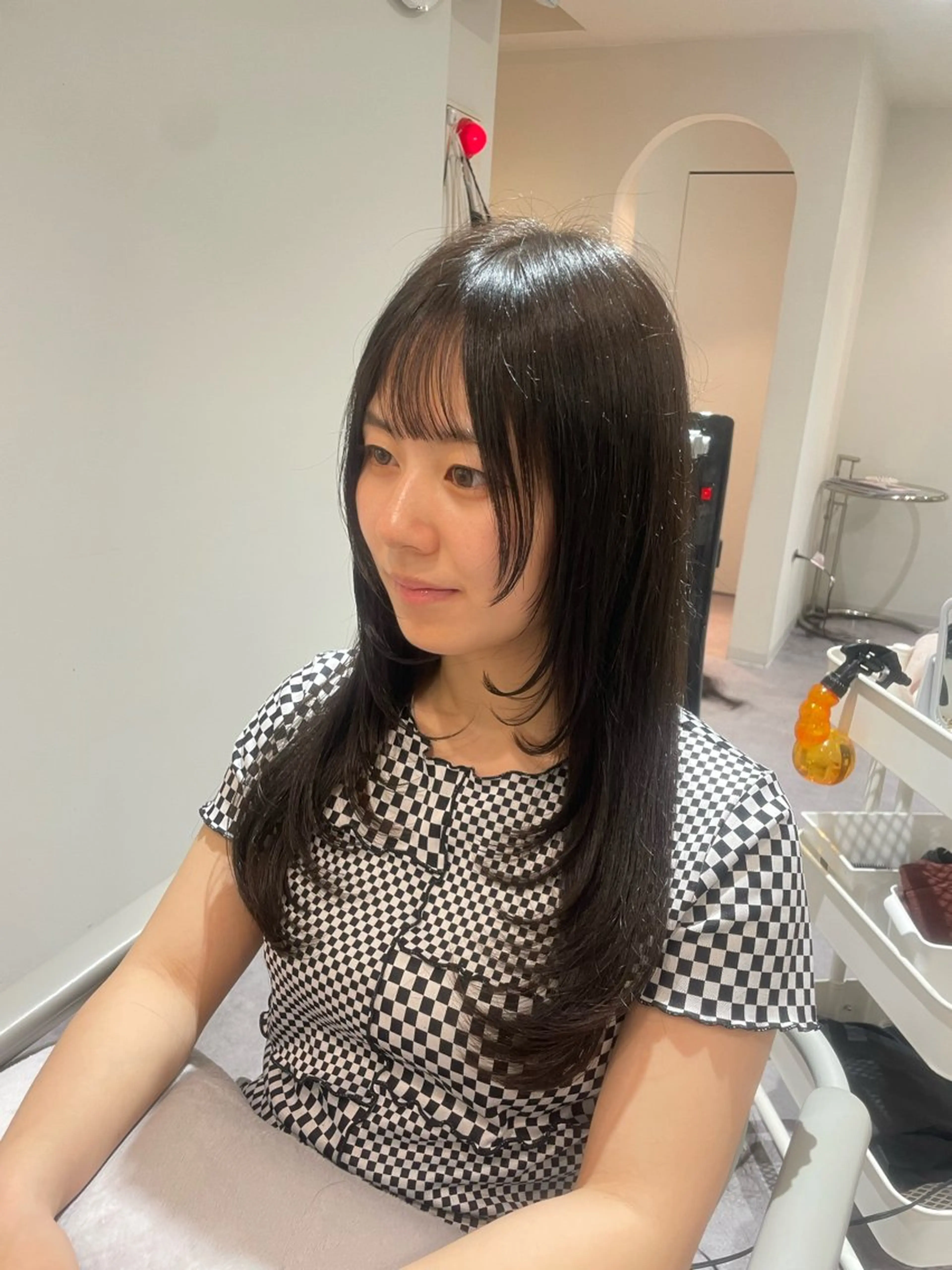 ロング 韓国風ヘア レイヤーカット 廣岡 采音のヘアスタイル