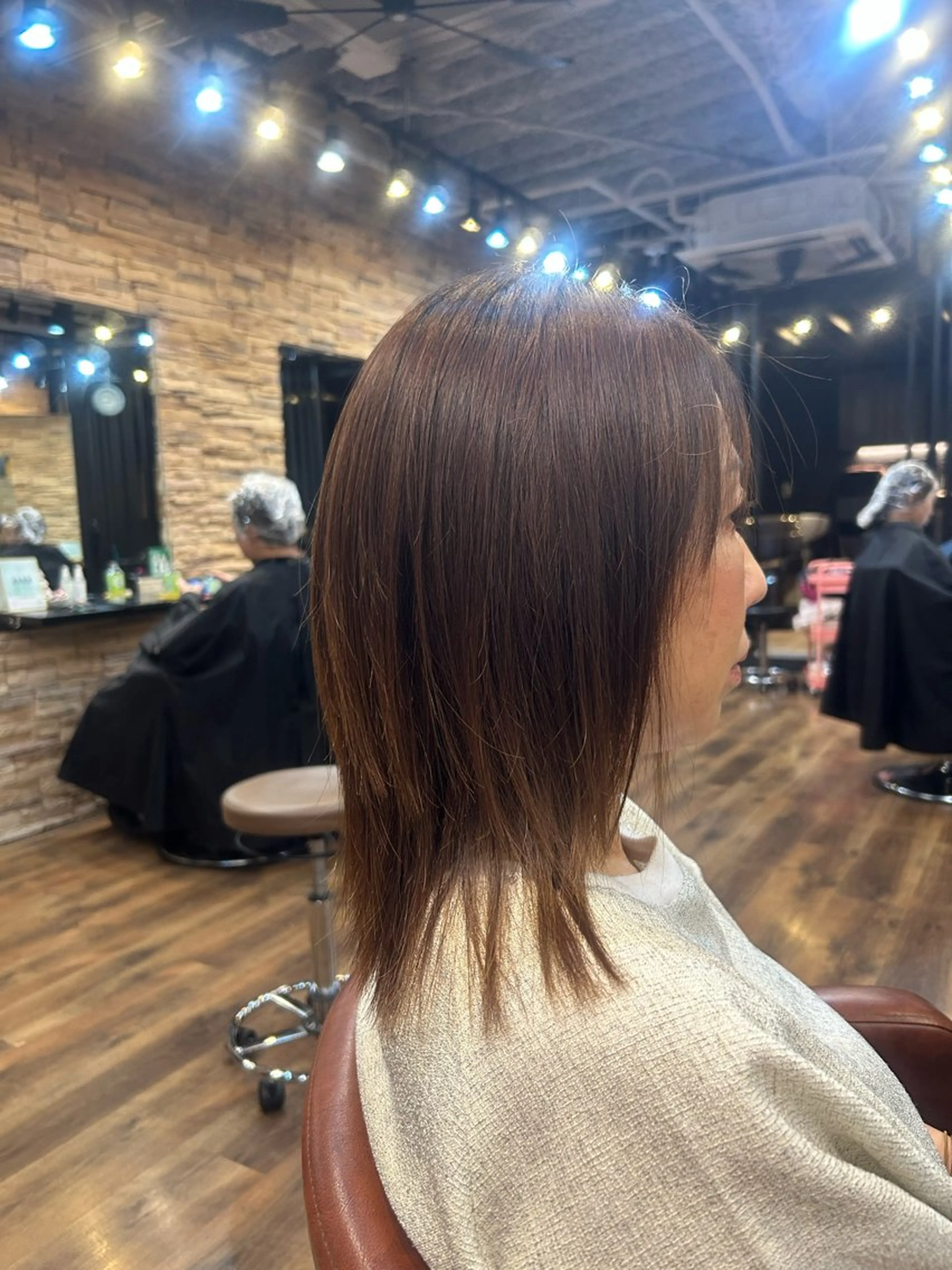 セミロング くびれヘア 【ブリーチモデル募集 】サキ🫧のヘアスタイル