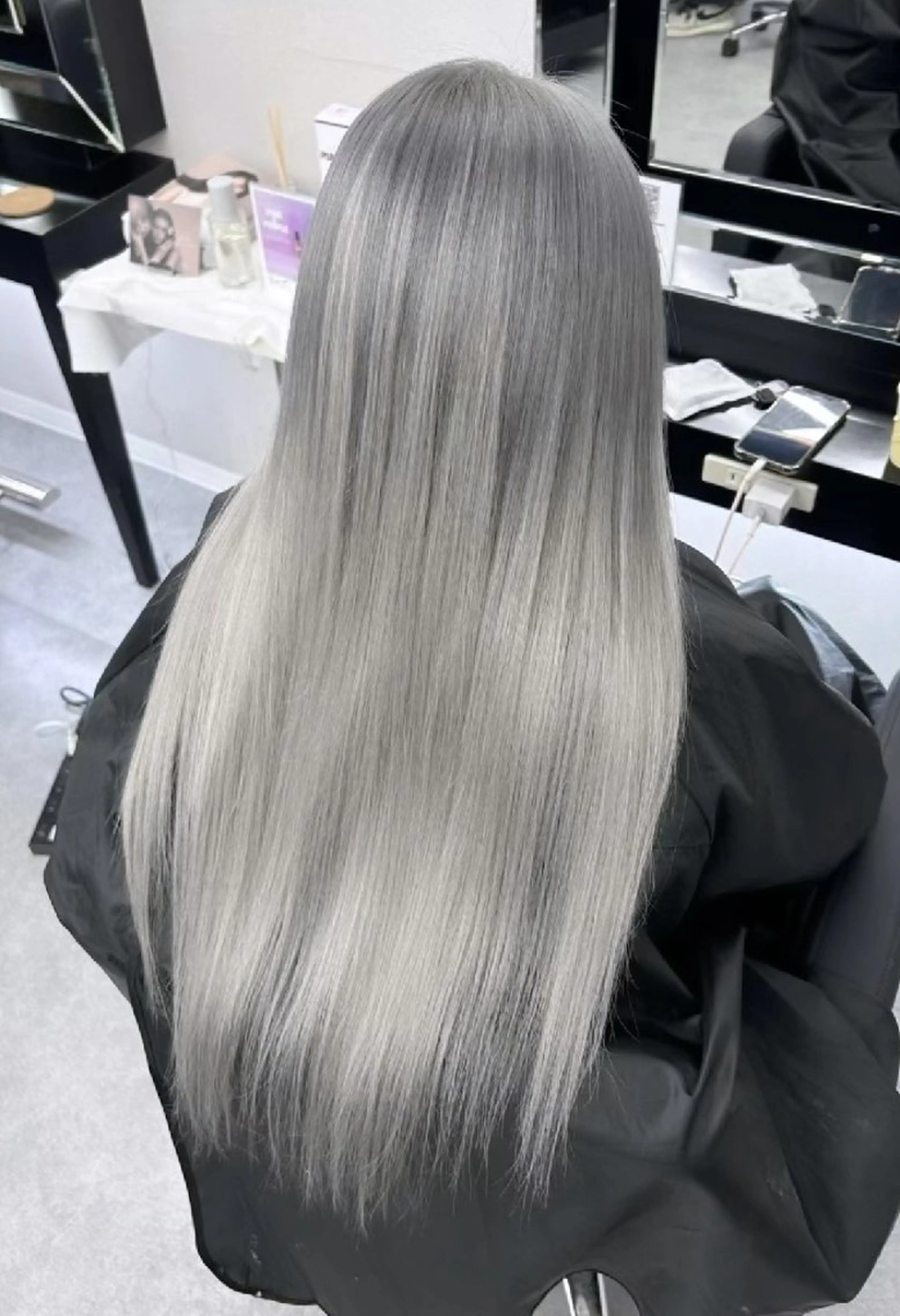 カラー ロング シールエクステ ダブルカラー エクステ ヘアカラー トリートメント ベルグロー アルファのヘアスタイル