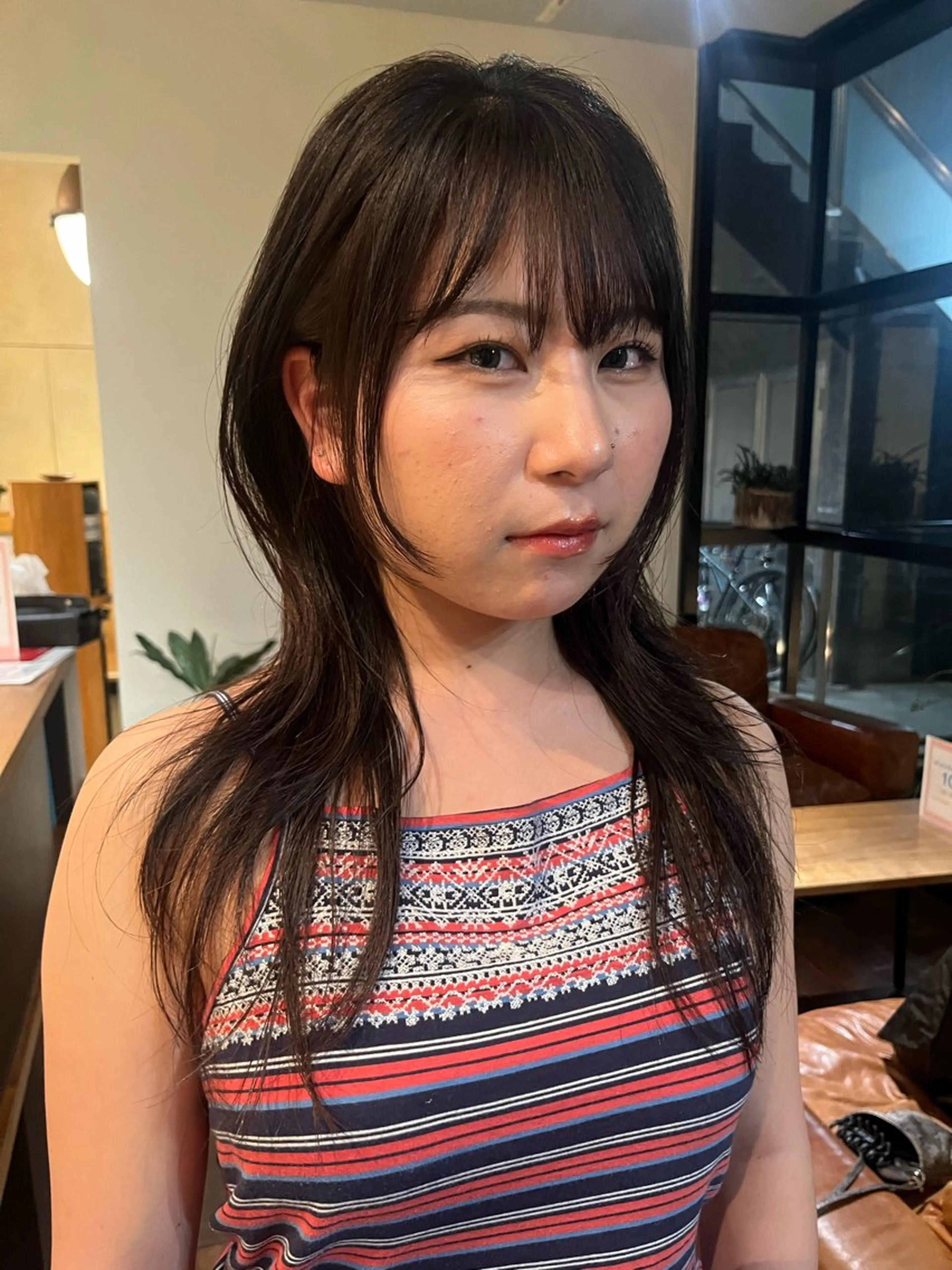 ミディアム 愛瑠奈 erunaのヘアスタイル