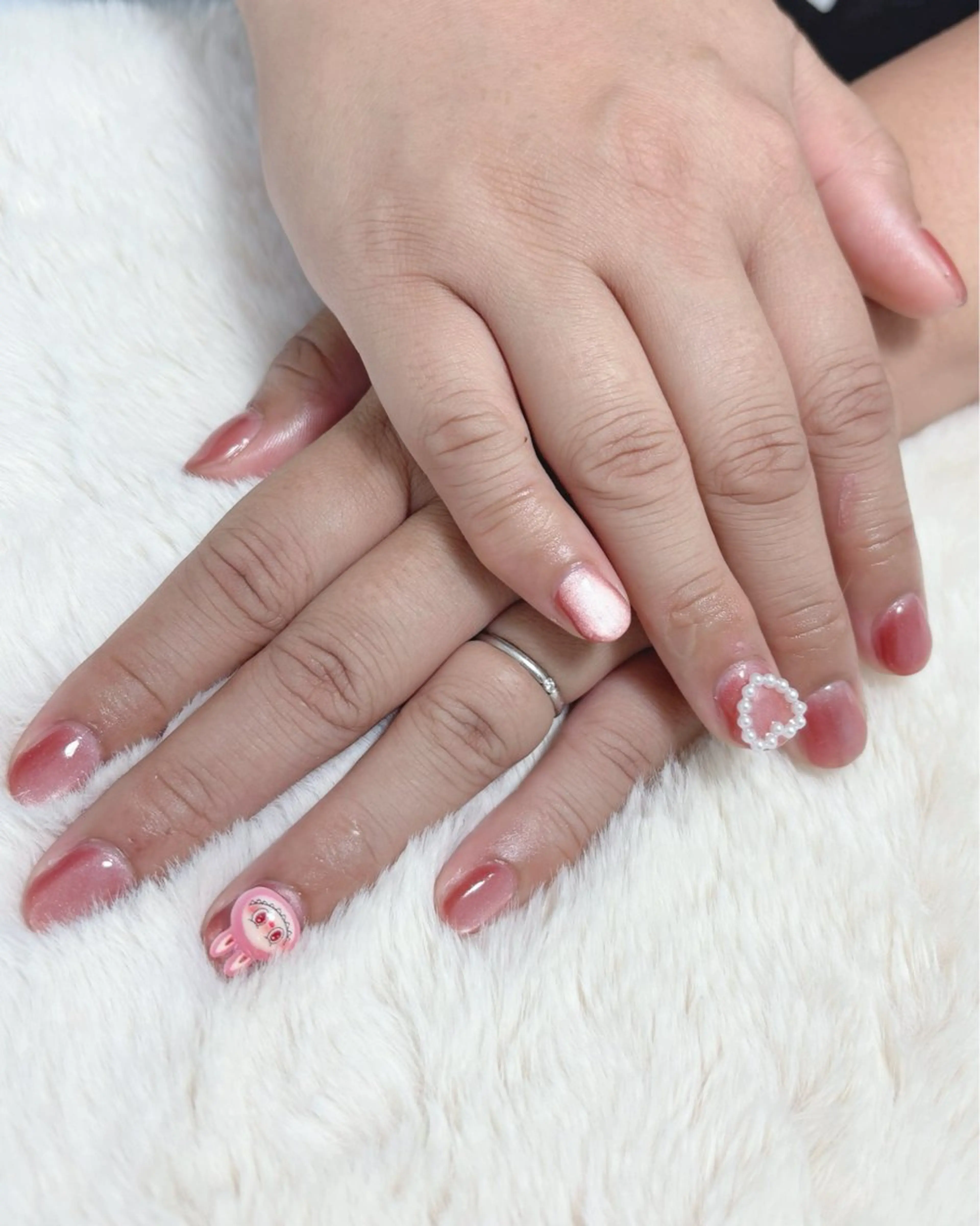 ネイル ハンドネイル 國本 由奈のネイルデザイン