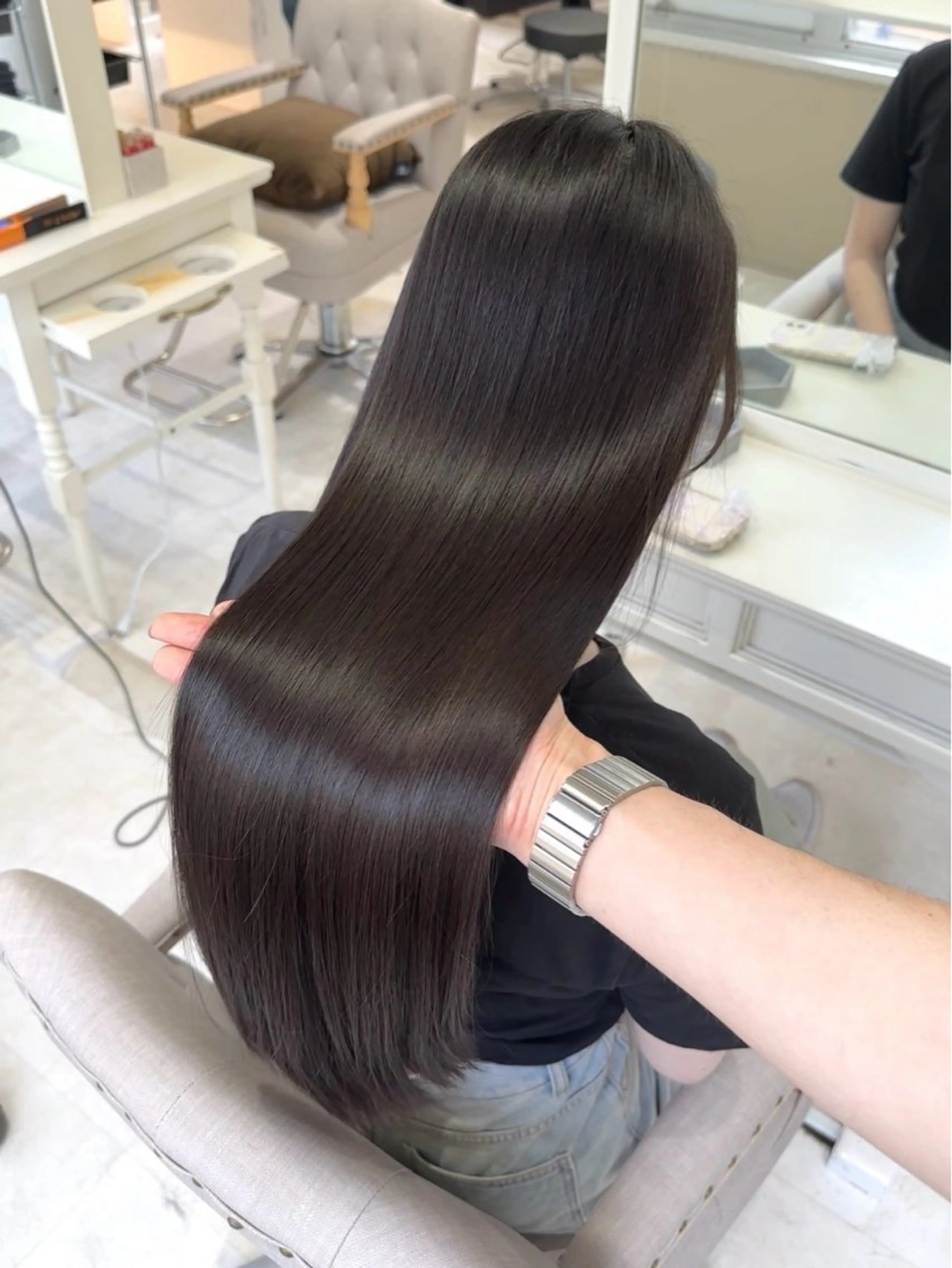 ロング カット ヘアカラー 縮毛矯正 トリートメント 髪質改善/縮毛矯正 梅田茶屋町/西尾祐作のヘアスタイル