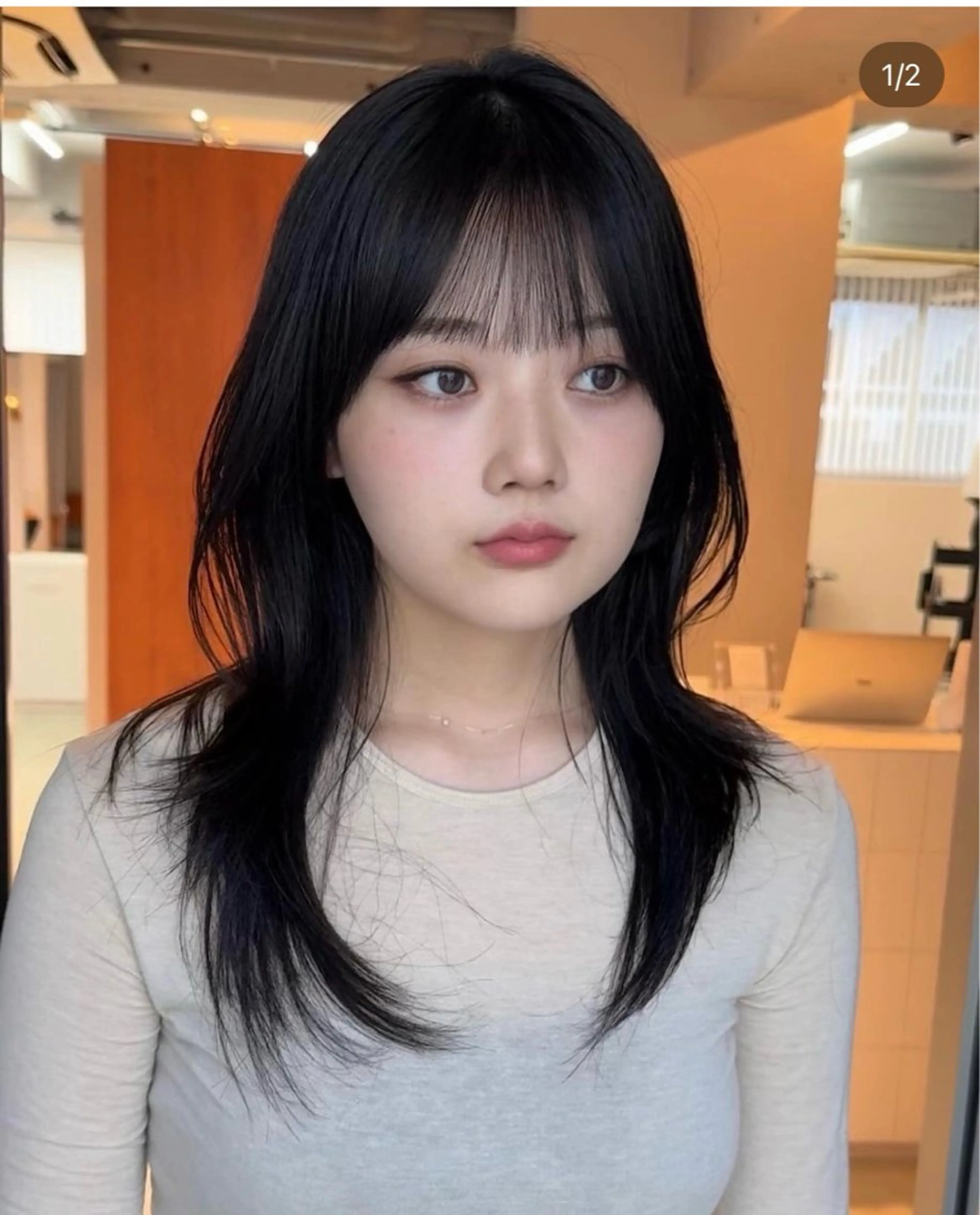 ミディアム ヘアアレンジ ヤスザトアヤノ ／レイヤー／オリーブのヘアスタイル