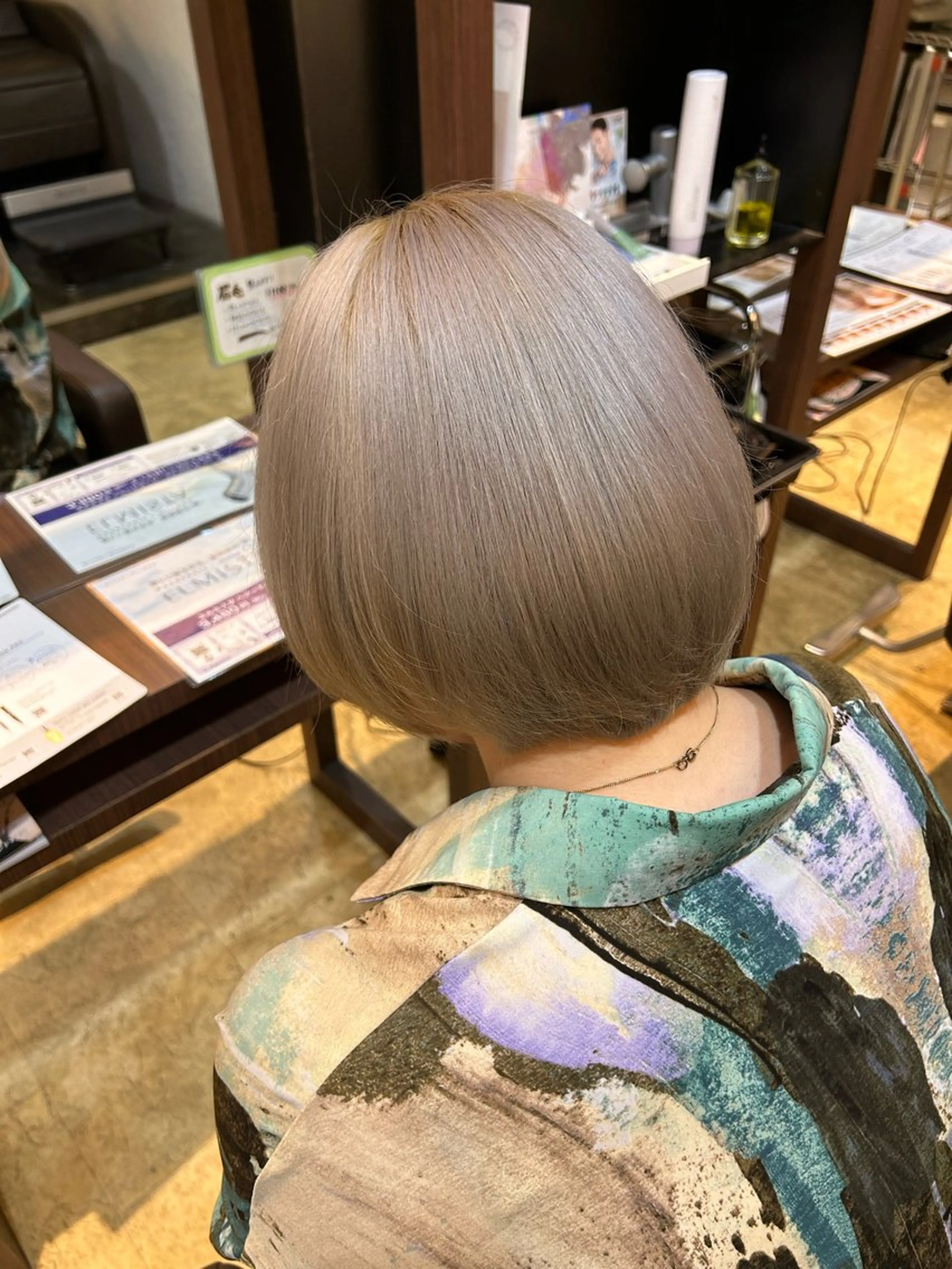 カラー ブリーチ 倉内 海哉のヘアスタイル