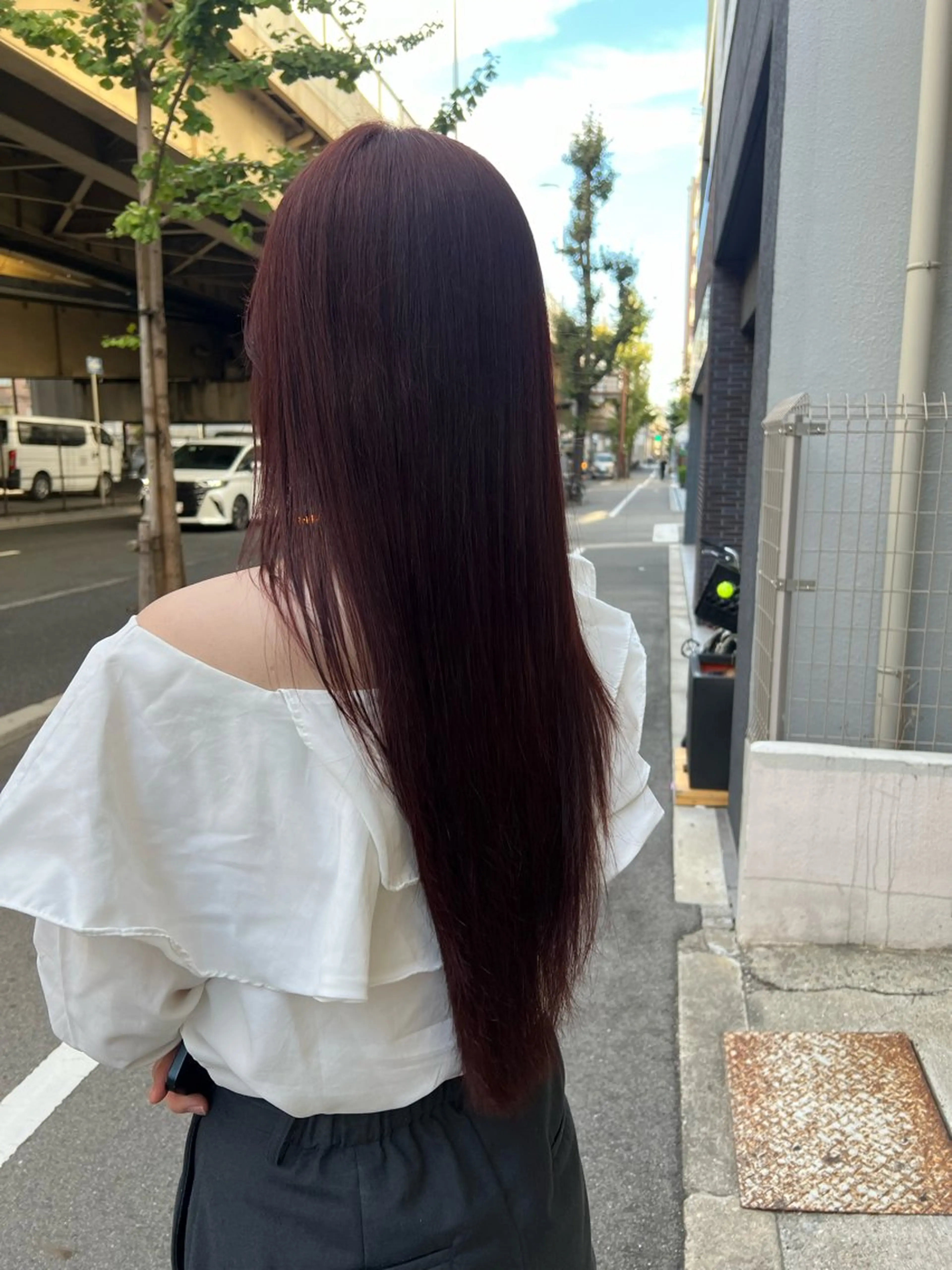 ロング カラー ボルドーカラー レッドカラー ヘアカラー トリートメント 中井 一葉のヘアスタイル