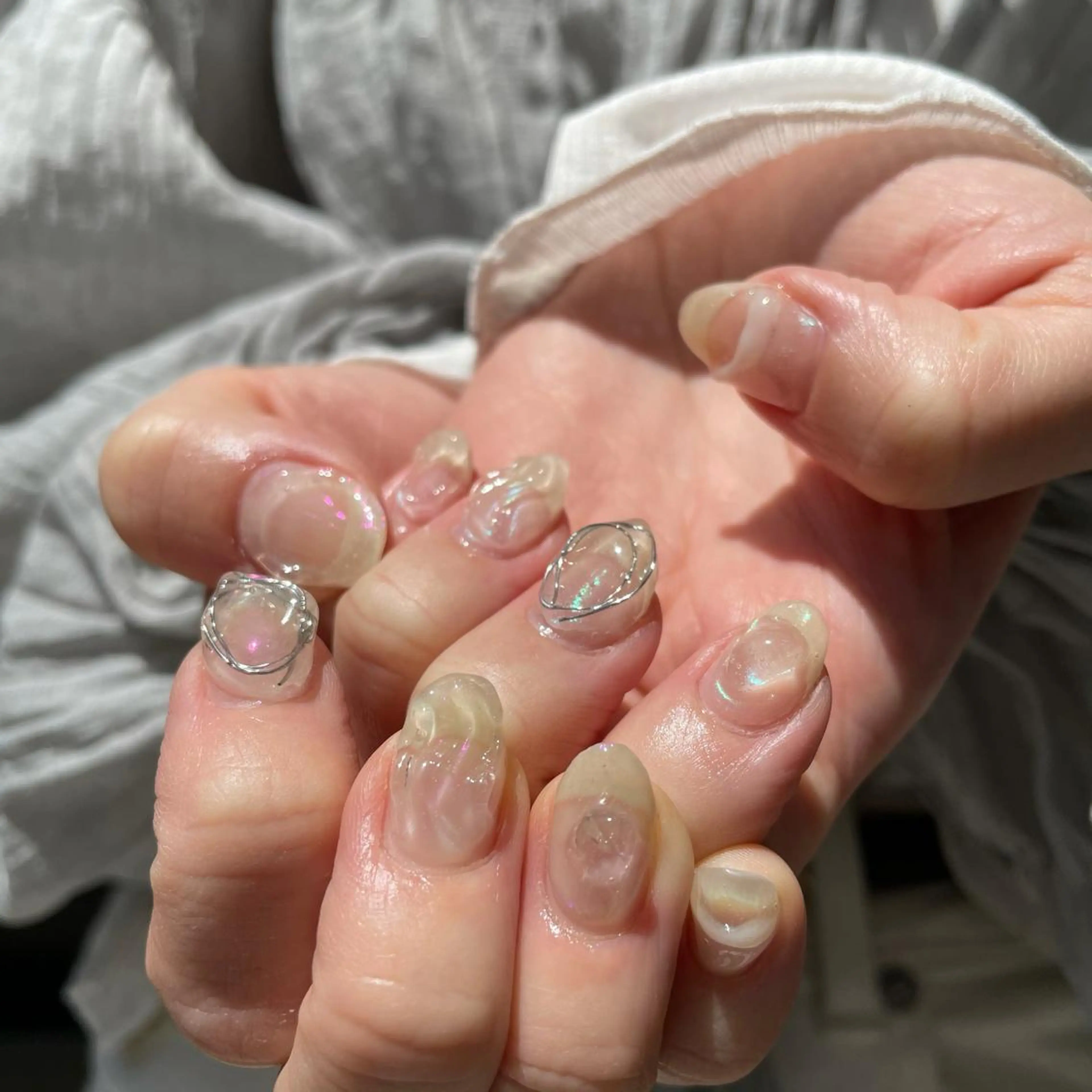 ネイル クリアネイル 春ネイル ハンドネイル 韓国ヘア🦋 MIYUのヘアスタイル