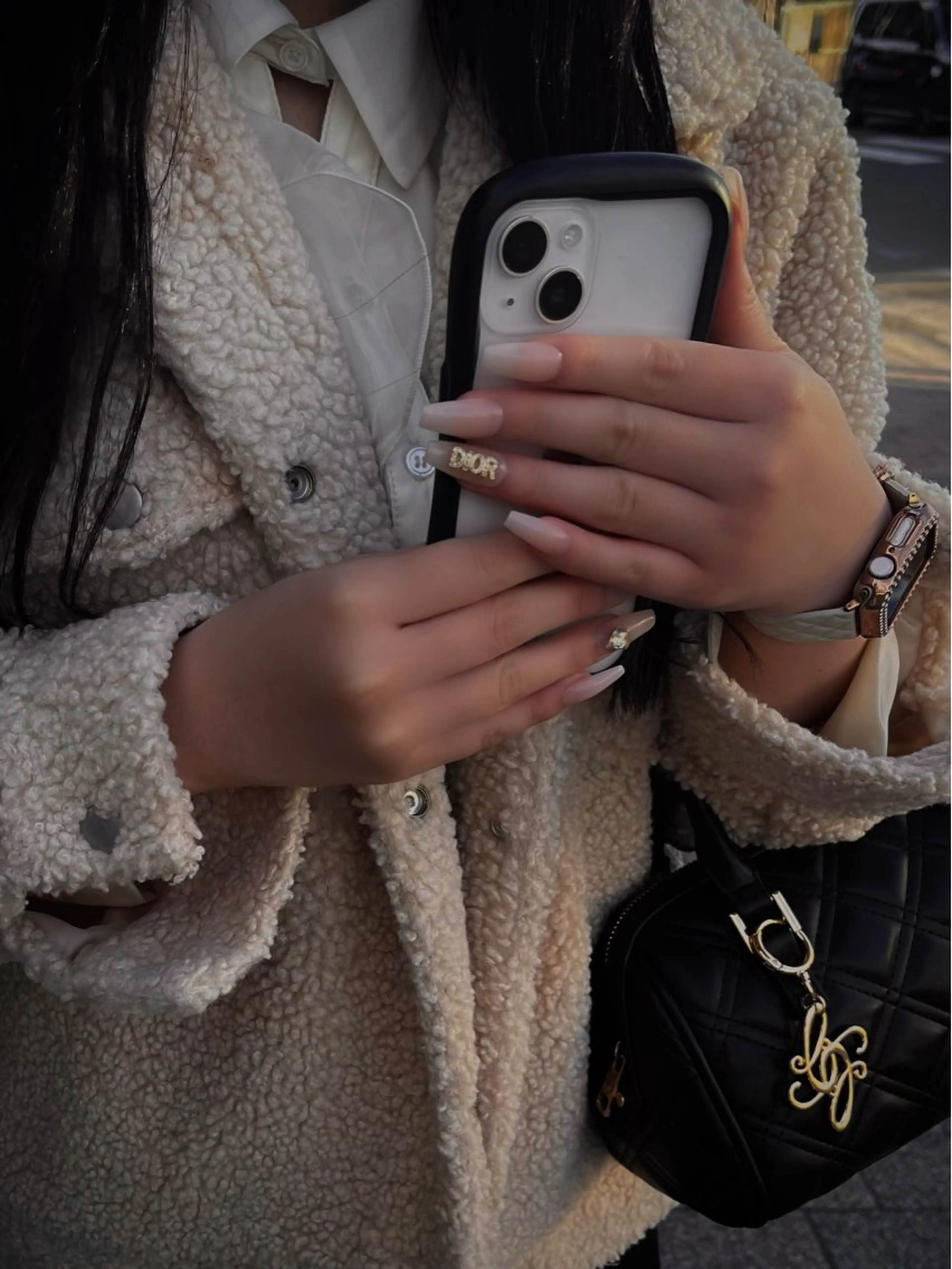 ネイル キラキラネイル マグネットネイル ワンカラーネイル スカルプネイル ワンホンネイル nine.🦋 YUKOのネイルデザイン