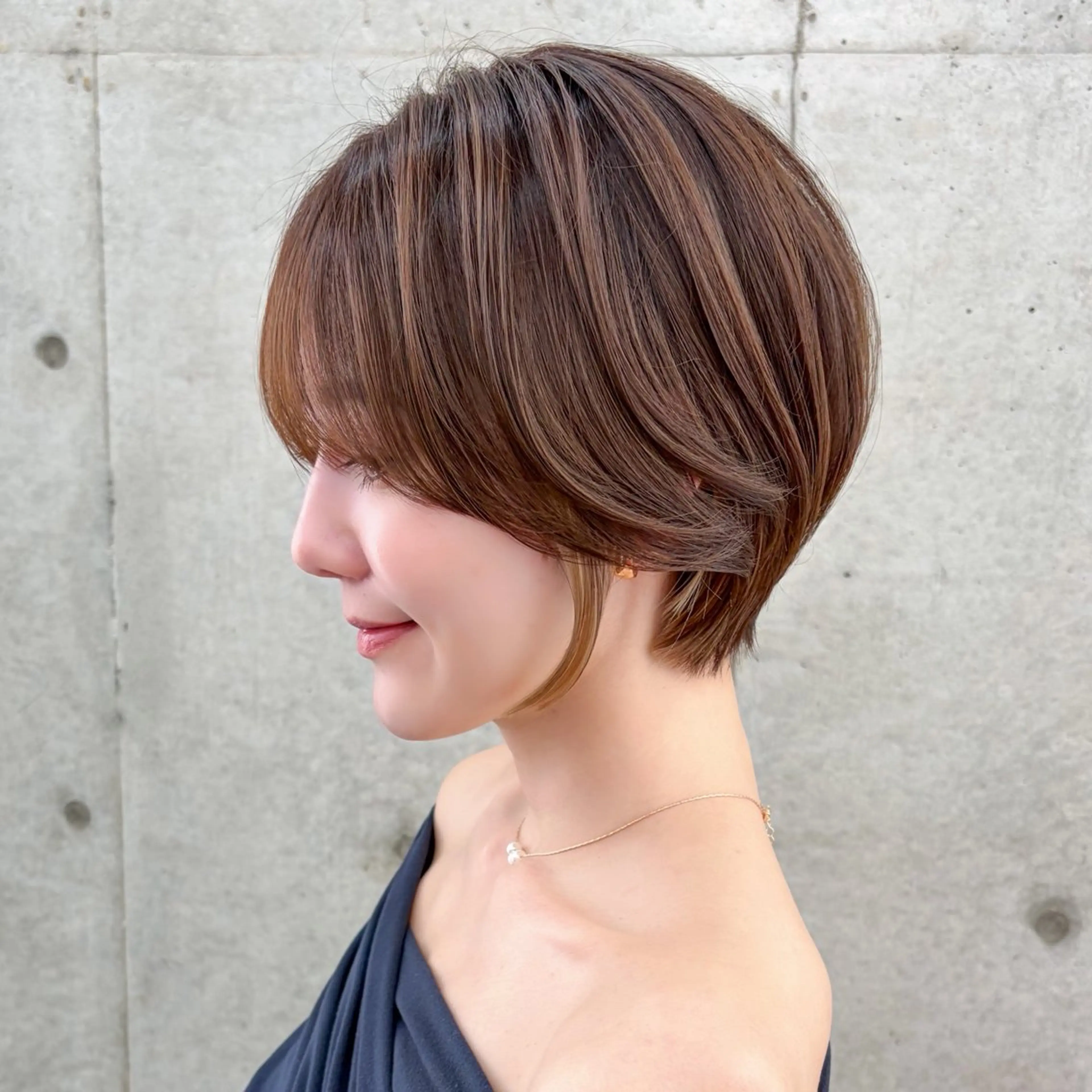 ショート ショート/レイヤー/ 縮毛矯正/ 渡邊莉玖のヘアスタイル