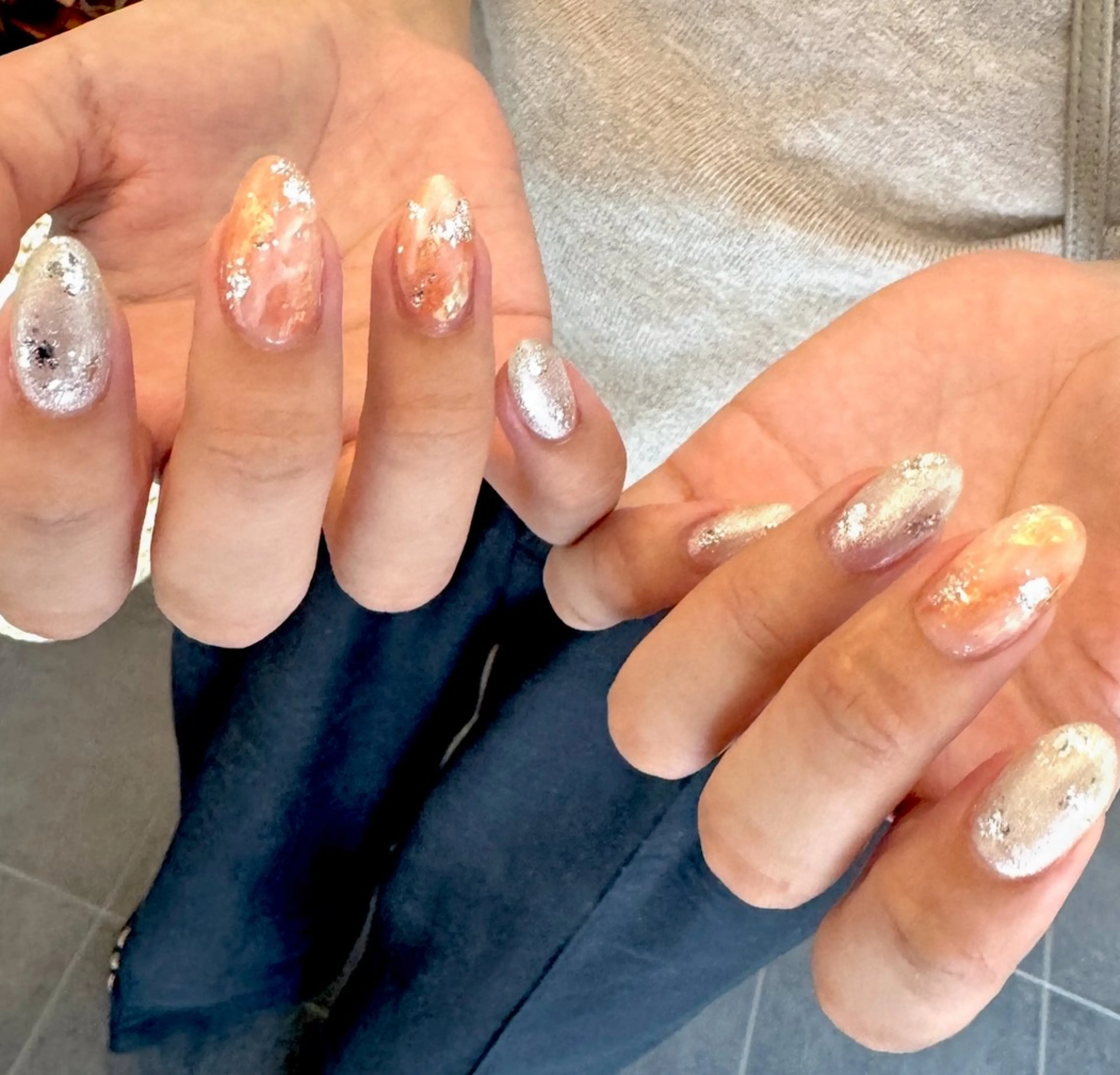 ネイル 成人式 キラキラネイル ニュアンスネイル オフィスネイル シンプルネイル Lililas サロン&スクールのネイルデザイン