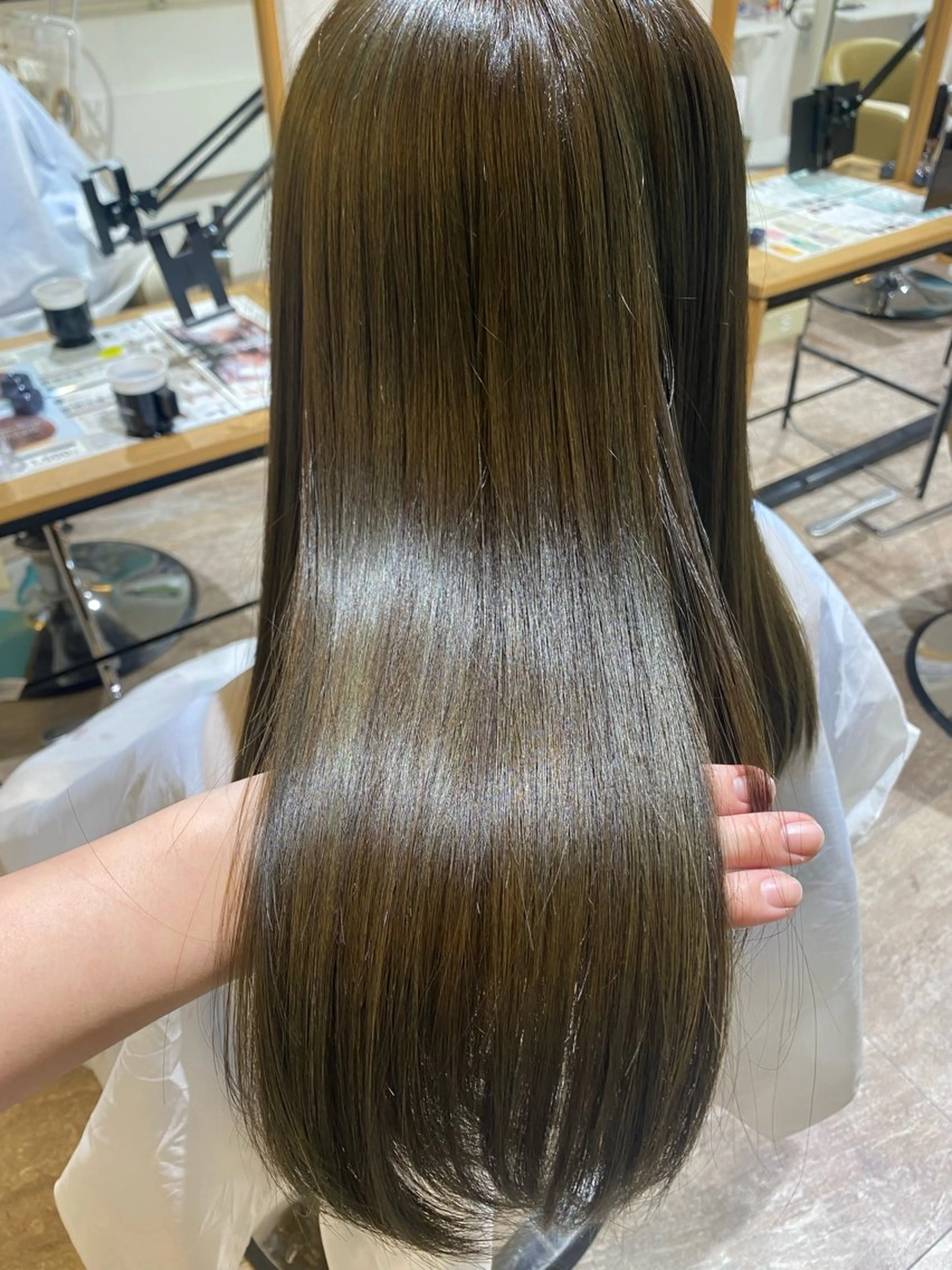 カラー ベージュカラー オリーブベージュ ヘアカラー ヘッドスパ @RICH ヒカルのヘアスタイル