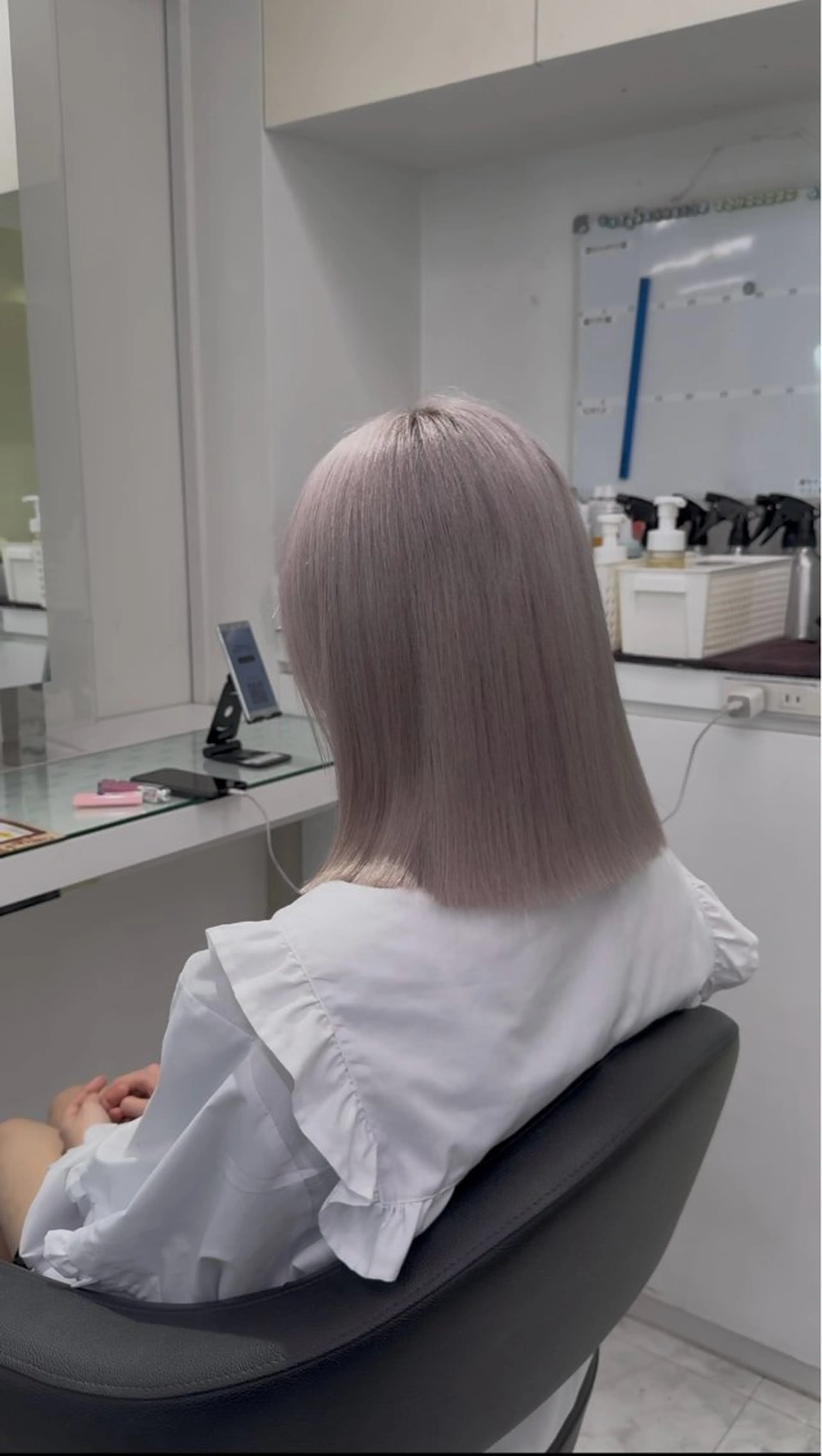 ミディアム カラー ヘアアレンジ カット ヘアカラー トリートメント ヘッドスパ ヘアセット ハイトーン艶カラー 🤍ゆうひのヘアスタイル